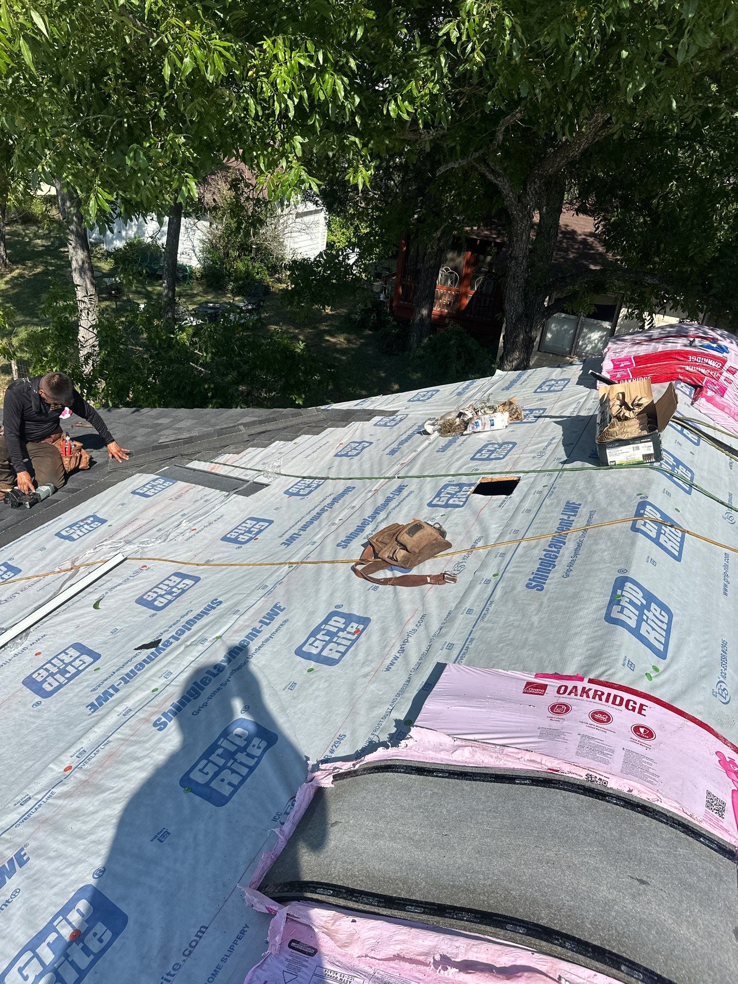 Residential Roofing Installation using Owens Corning Oakridge Onyx Black by DeZign Roofing & Exteriors
