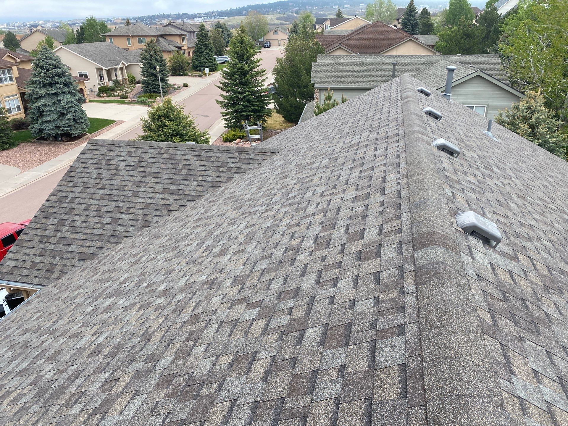 Residential Roof Replacement and Owens Corning Shingle Installation in Monument by CO Roofing & Solar