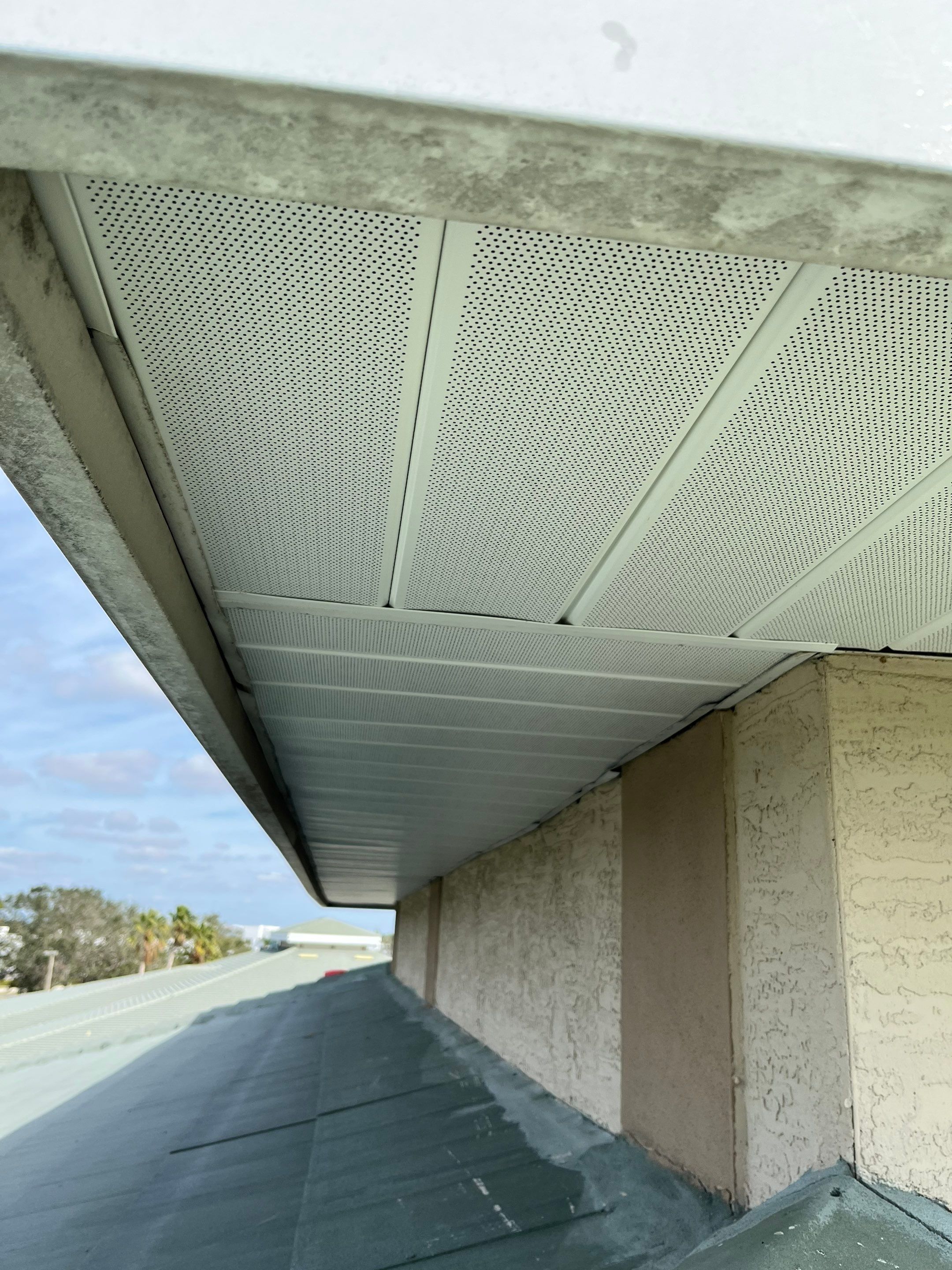 Soffit and Fascia Replacement in Lakewood Ranch FL by Gutter Professors