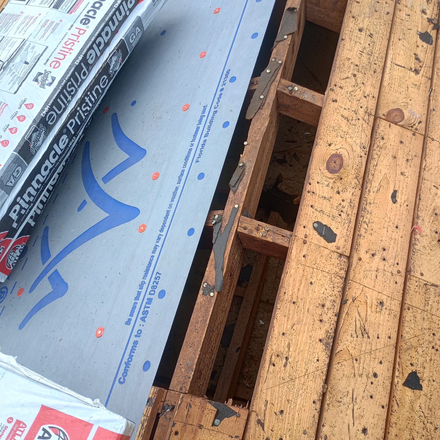 Superior Roofing Solutions: Atlas Pinnacle Pristine Installation by Talya Roofing