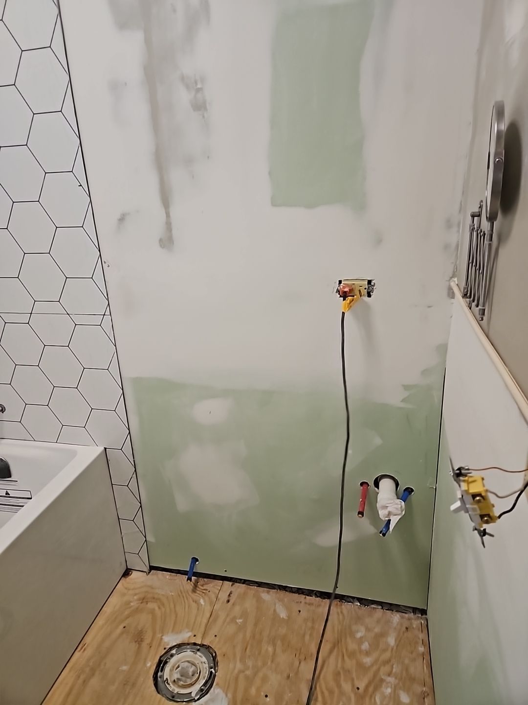 Easy to clean bathroom! Fresh by The Shower Company