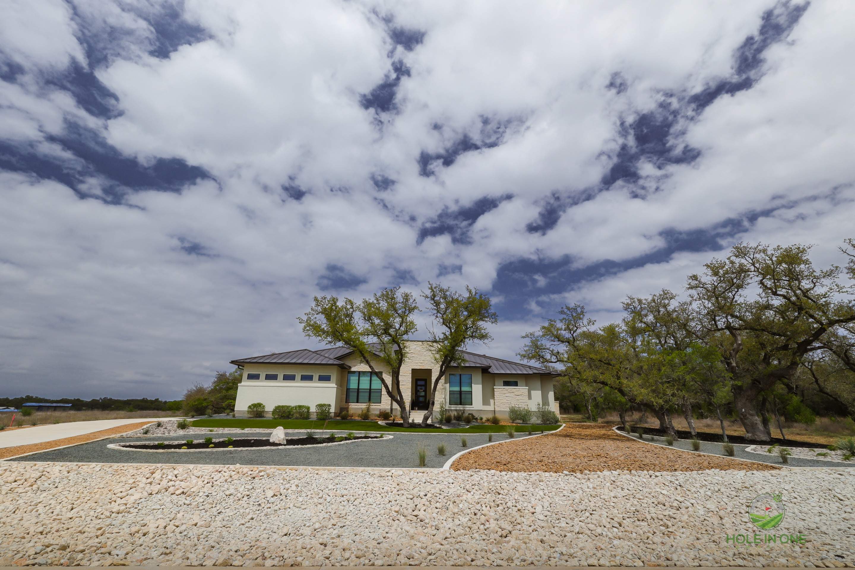 Belle Oaks, Bulverde TX by Hole In One Lawns, LLC