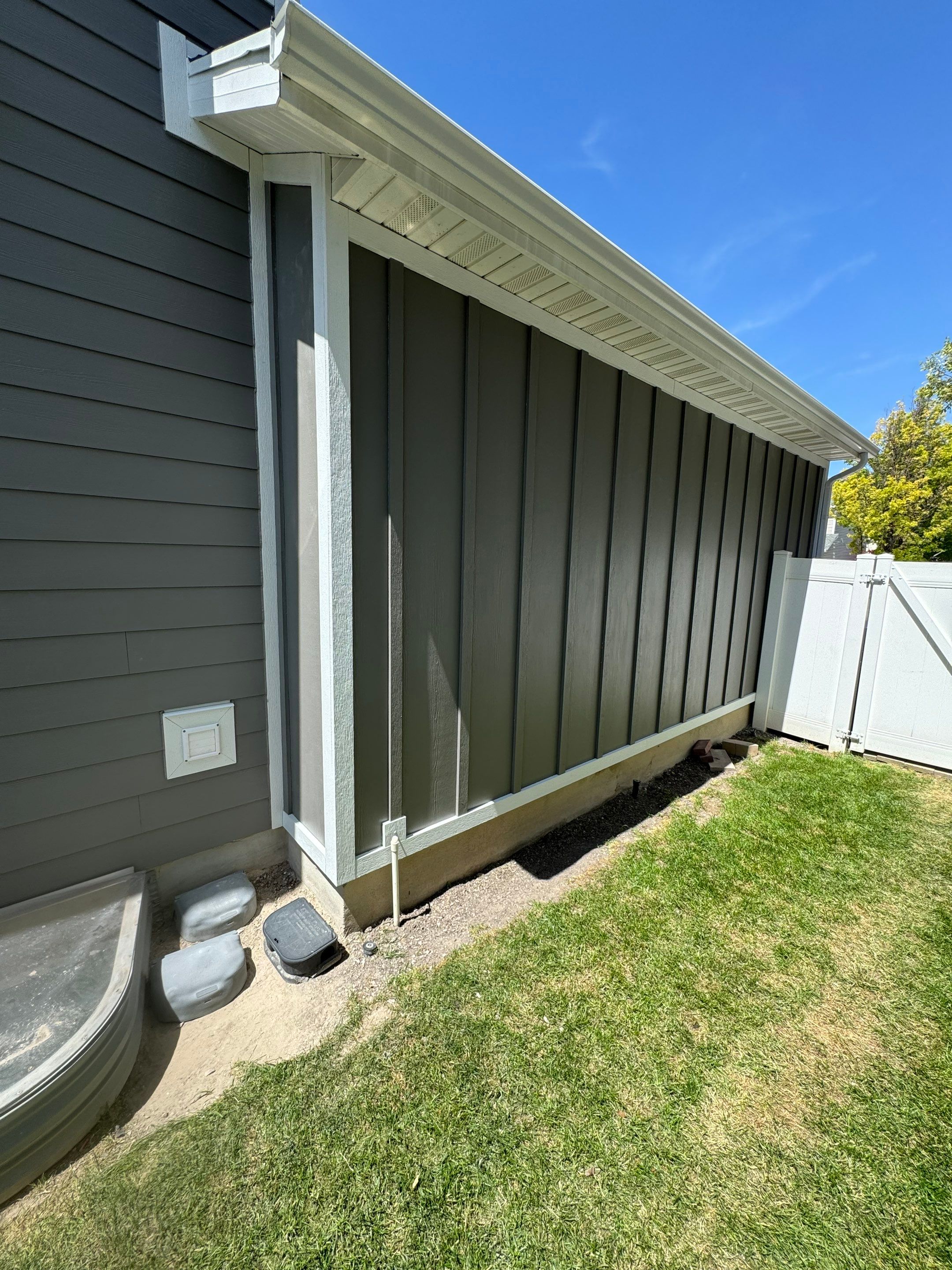 Draper | Stucco & Brick to Hardie Conversion | Aged Pewter & Arctic White by Ideal Siding Utah