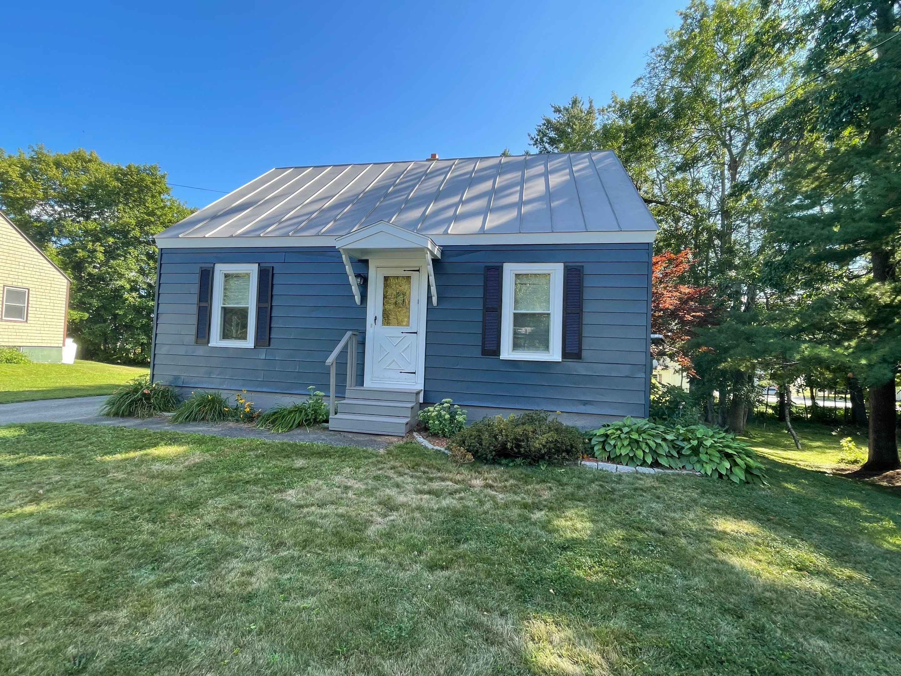 Complete Exterior Painting and Color Transformation in Waterville by Picture Perfect Pro Painting