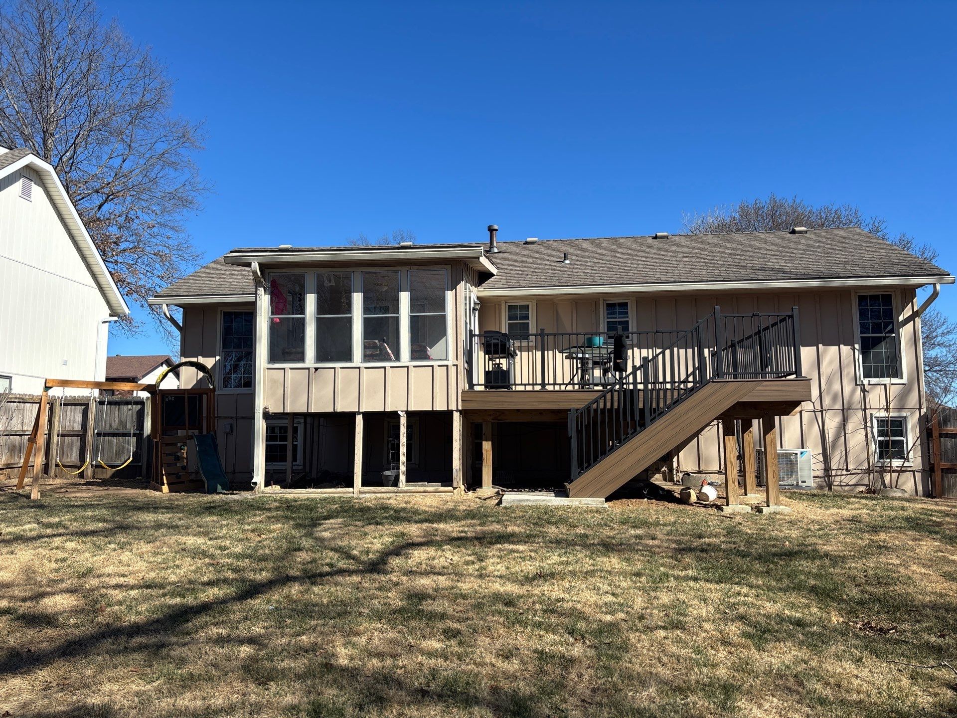 James Hardie in Kansas City Mo  by EEC  Windows, Siding & Roofing 