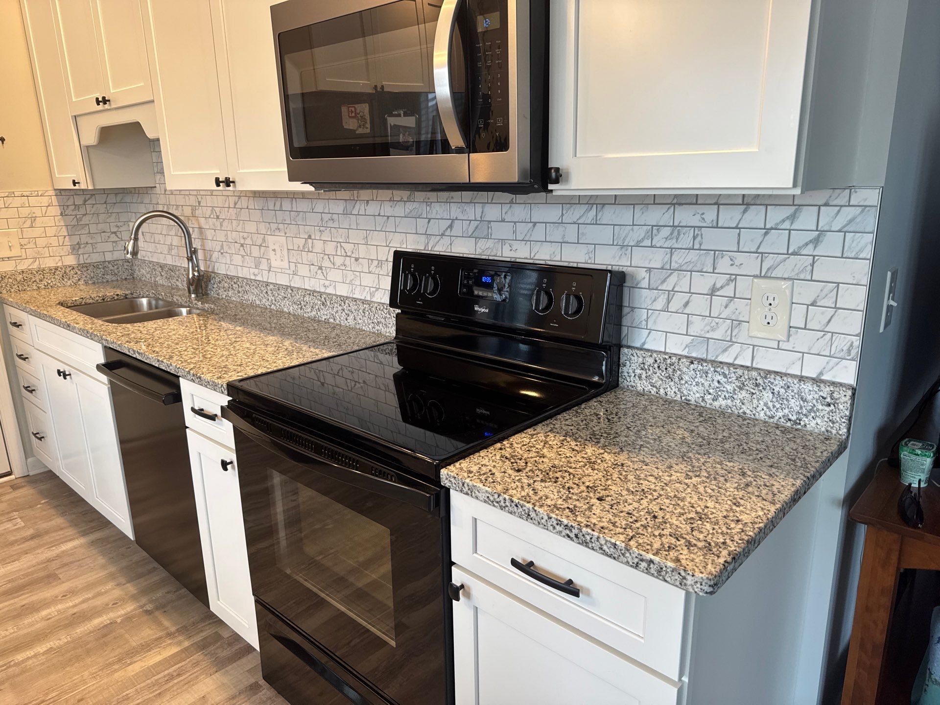 Backsplash by Farmer Home Solutions