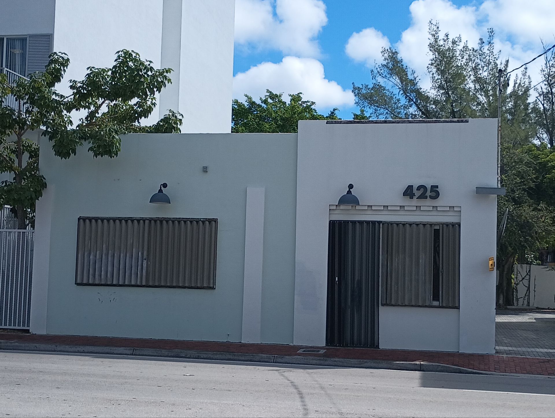 HERNAN BAS by Souffront Construction & Engineering