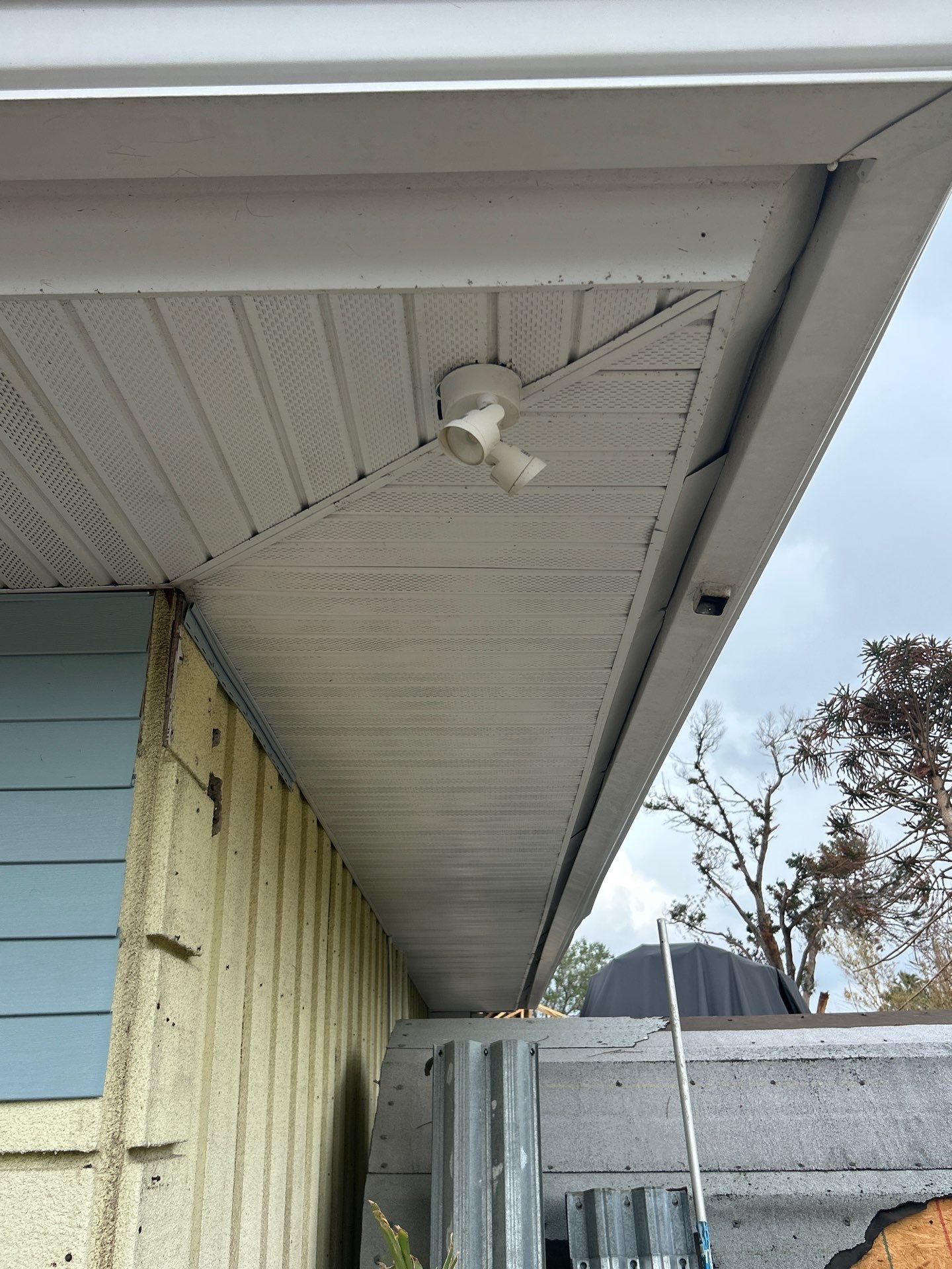 White Soffit and Fascia Upgrade in Longboat Key FL by Gutter Professors