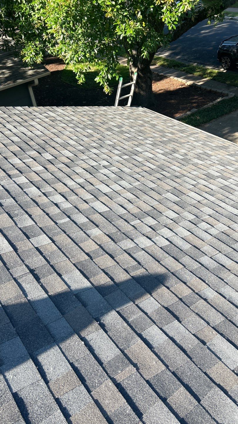 Williamsburg Grey - Owens Corning TruDefinition Duration by RoofsOnly.com