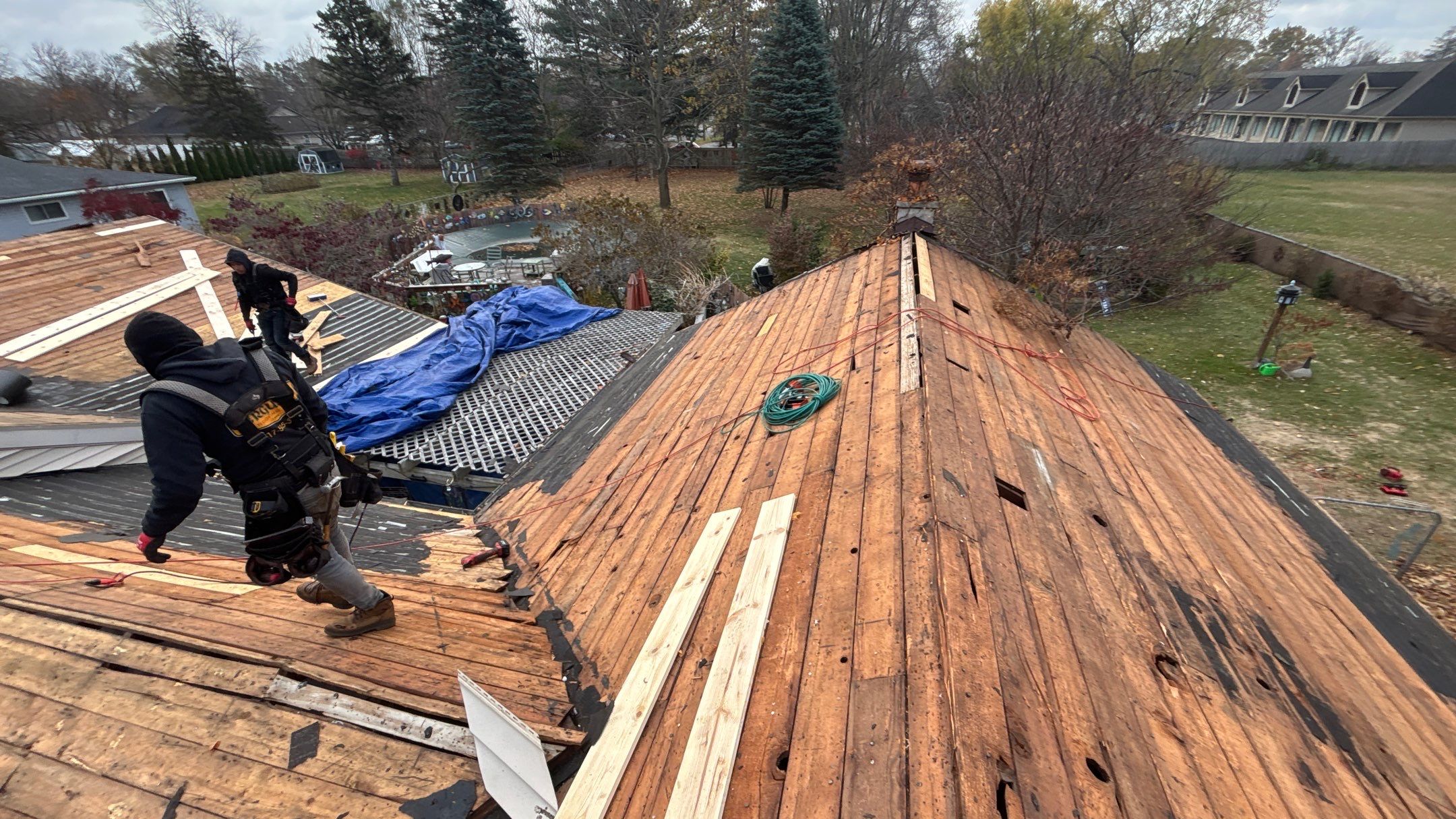 Roof Replacement using Owens Corning Aged Copper by 180 Contractors