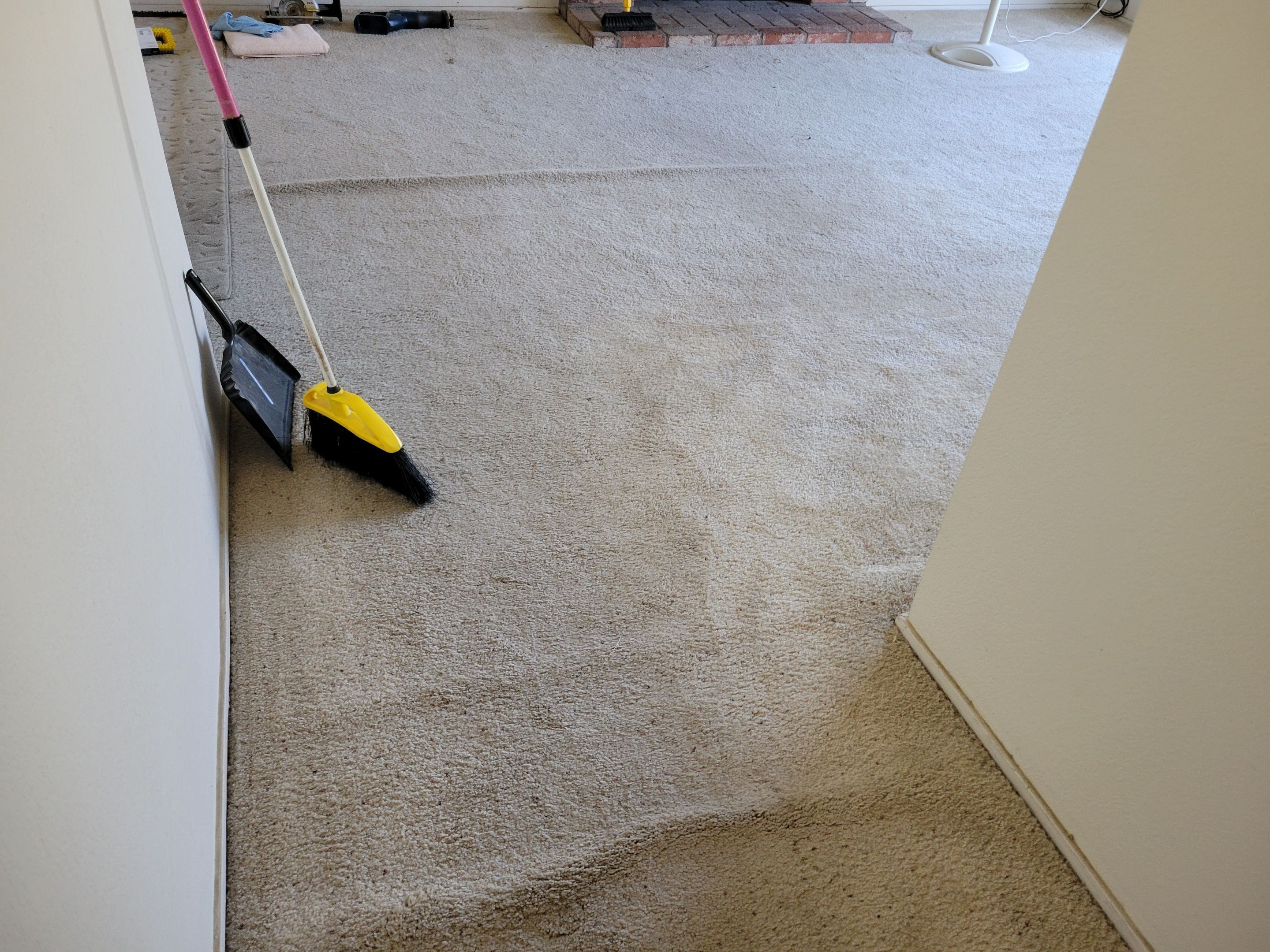 Carpet Re-stretching & Cleaning in Rosemont by Ardent Carpet Restore LLC