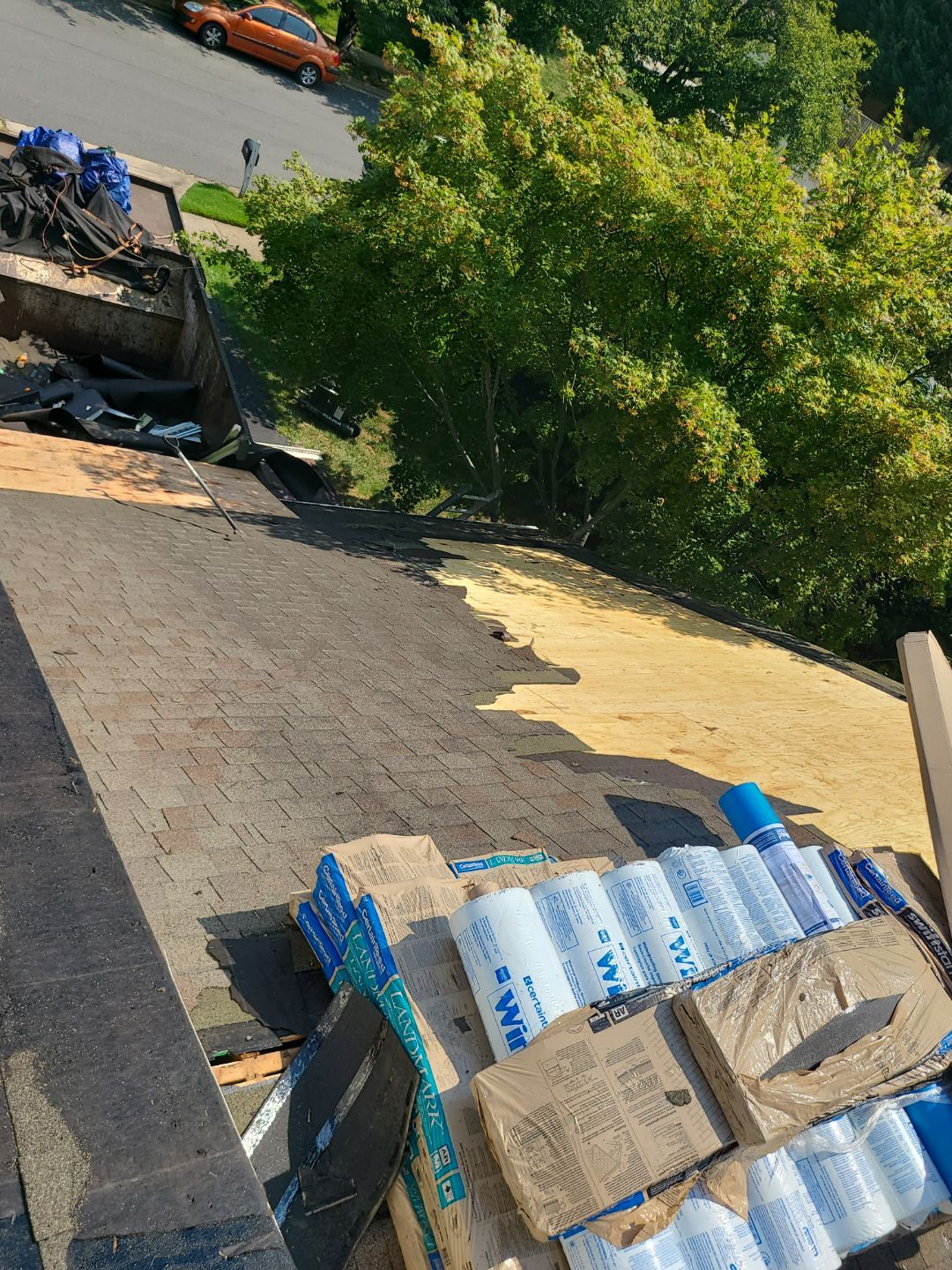 Vienna: Roof Replacement with CertainTeed Landmark Designer Shingles in Weathered Wood by RM Banning, Inc.