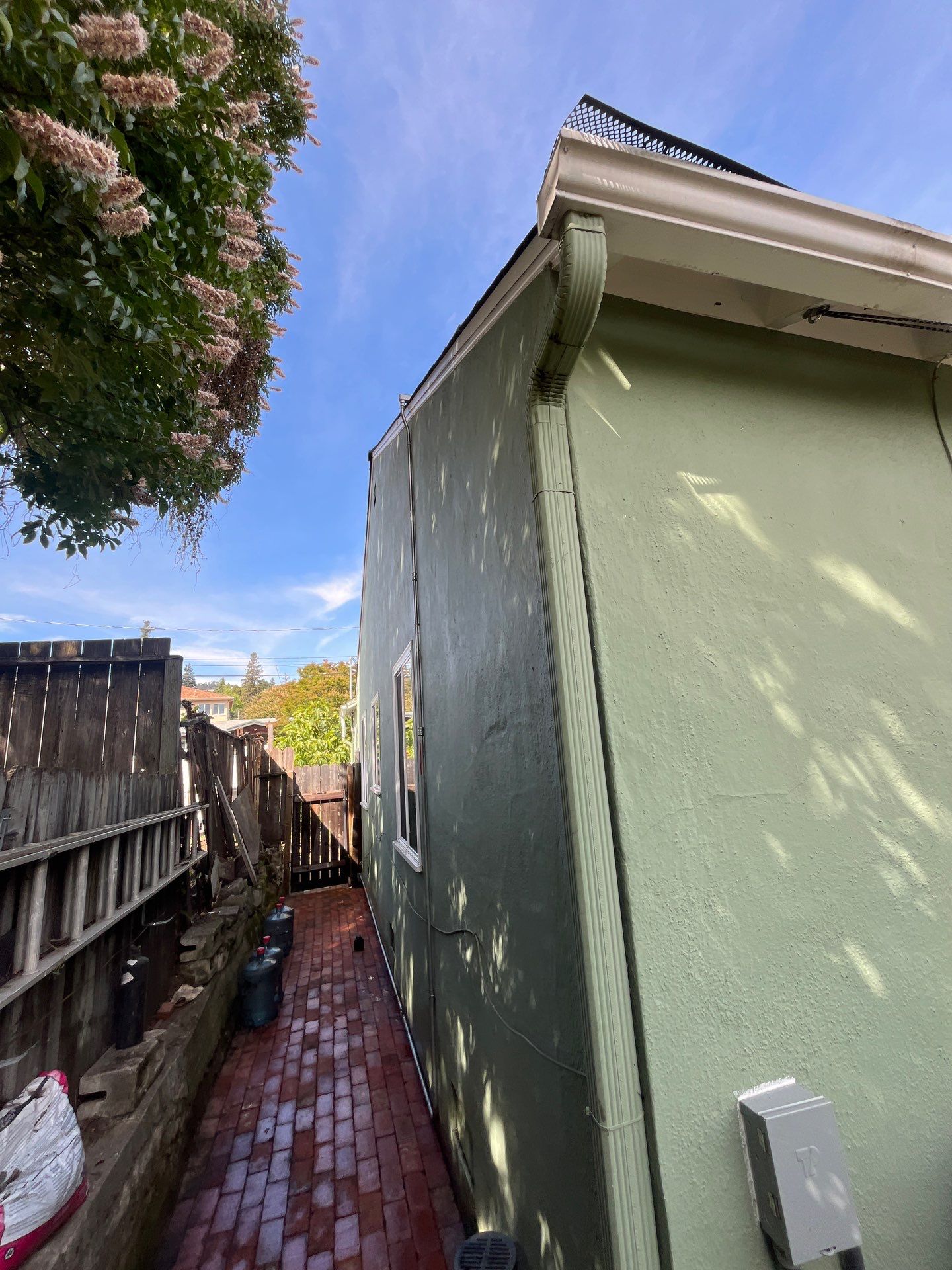 Project in Oakland by Herrera’s Bay Area Painting inc.