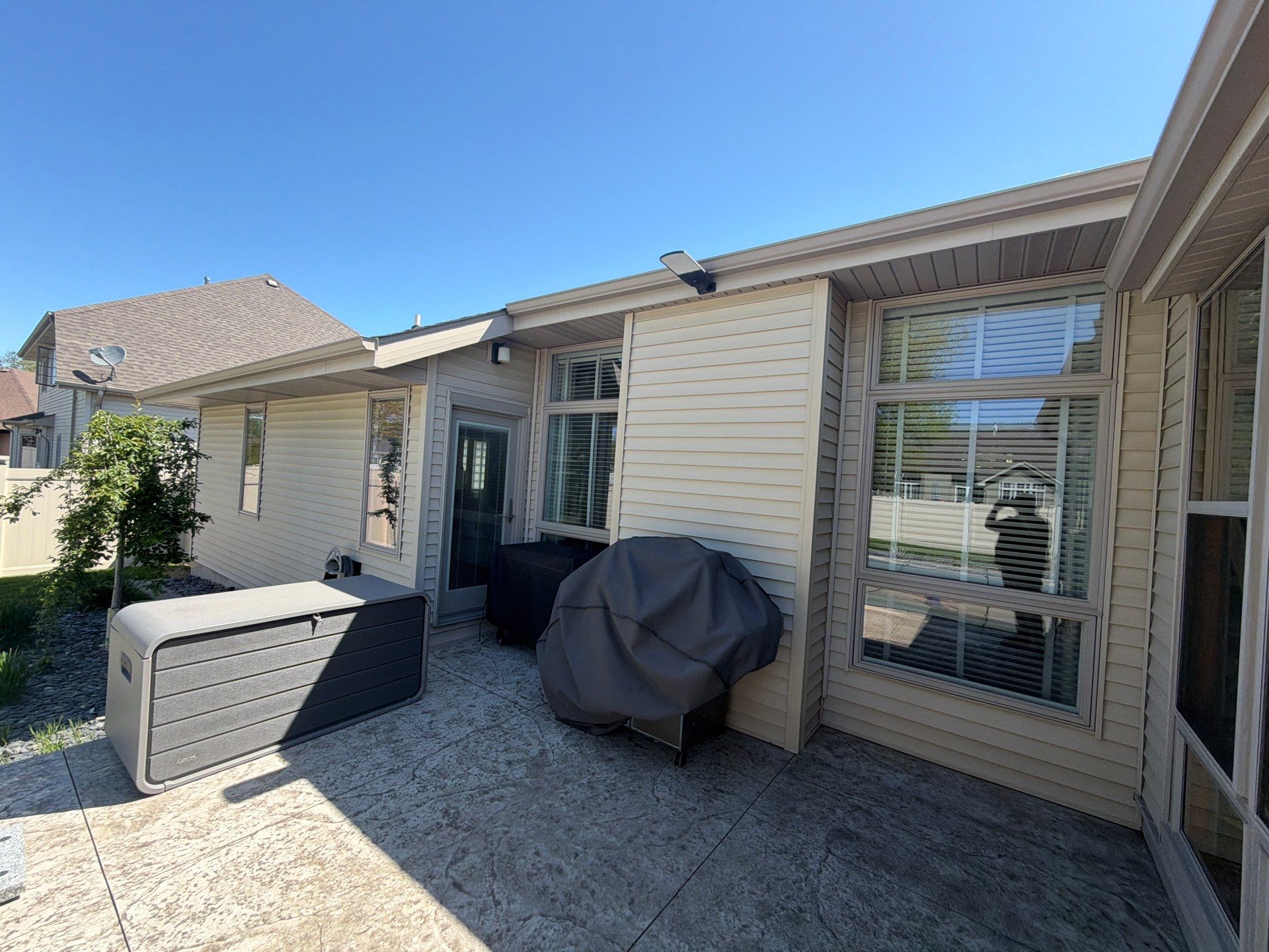 Siding, gutters, soffit & fascia replacement by Optimal Home Improvement 
