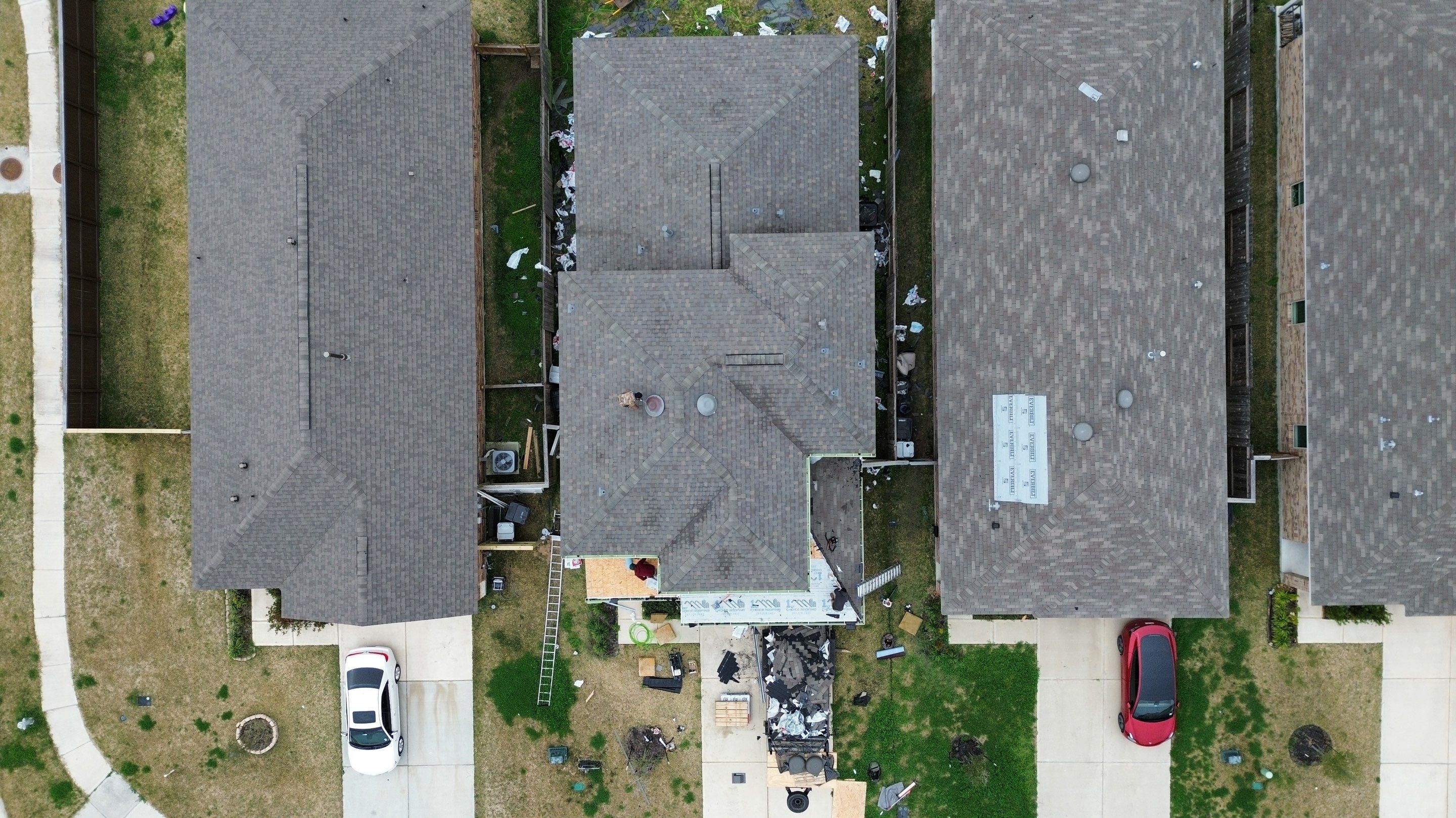 New Caney Roof Installation using Atlas Pinnacle Pristine by Modern BYLT Roofing & Construction