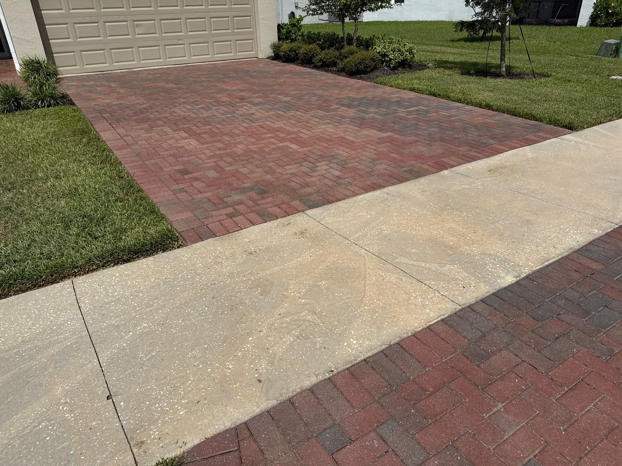 Complete House Wash, Driveway & Lanai Cleaning – Trevesta, Palmetto FL by Sunshine AquaWash
