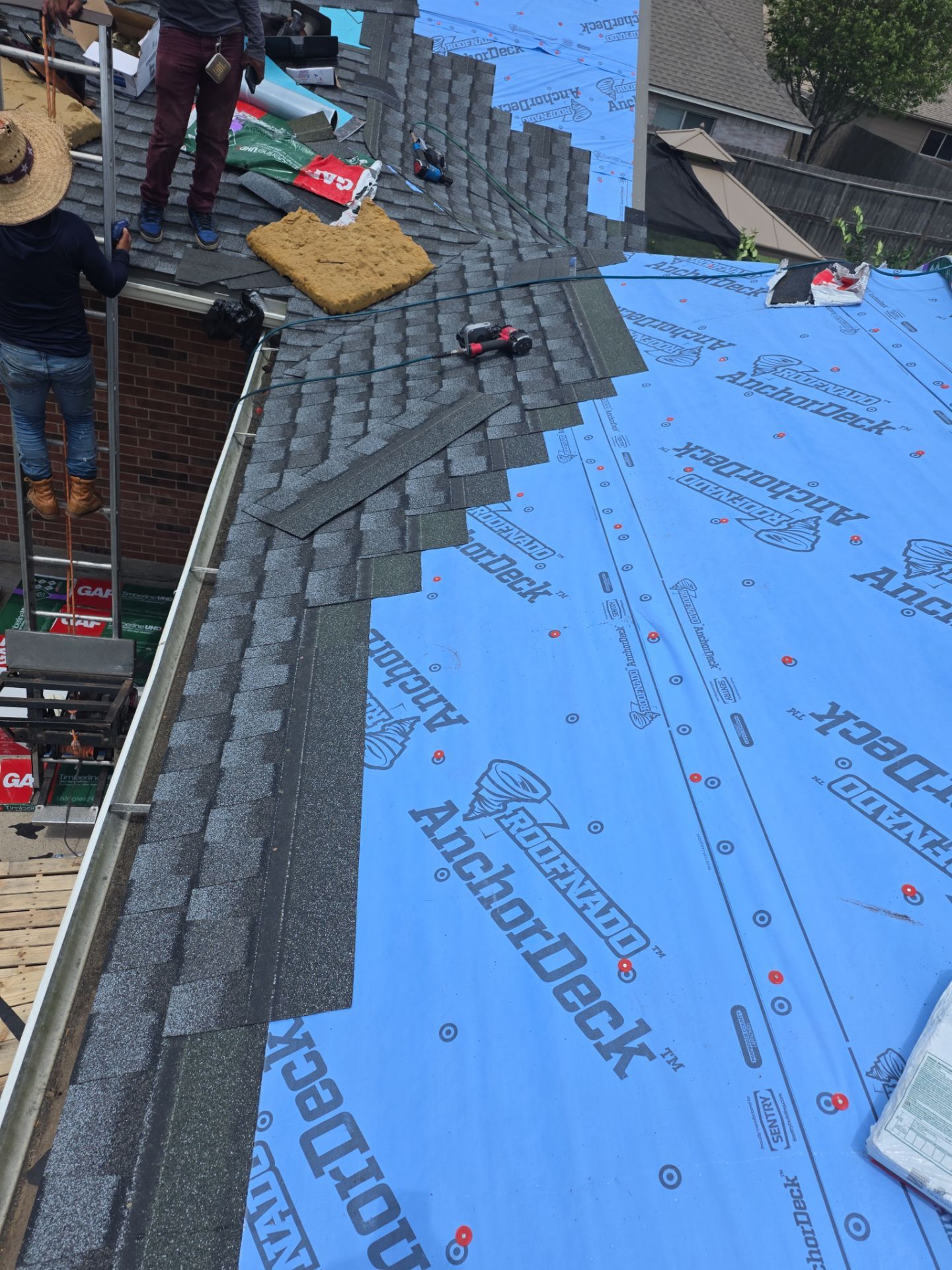 GAF UHDZ - Pewter Gray by Elite Roofing LLC