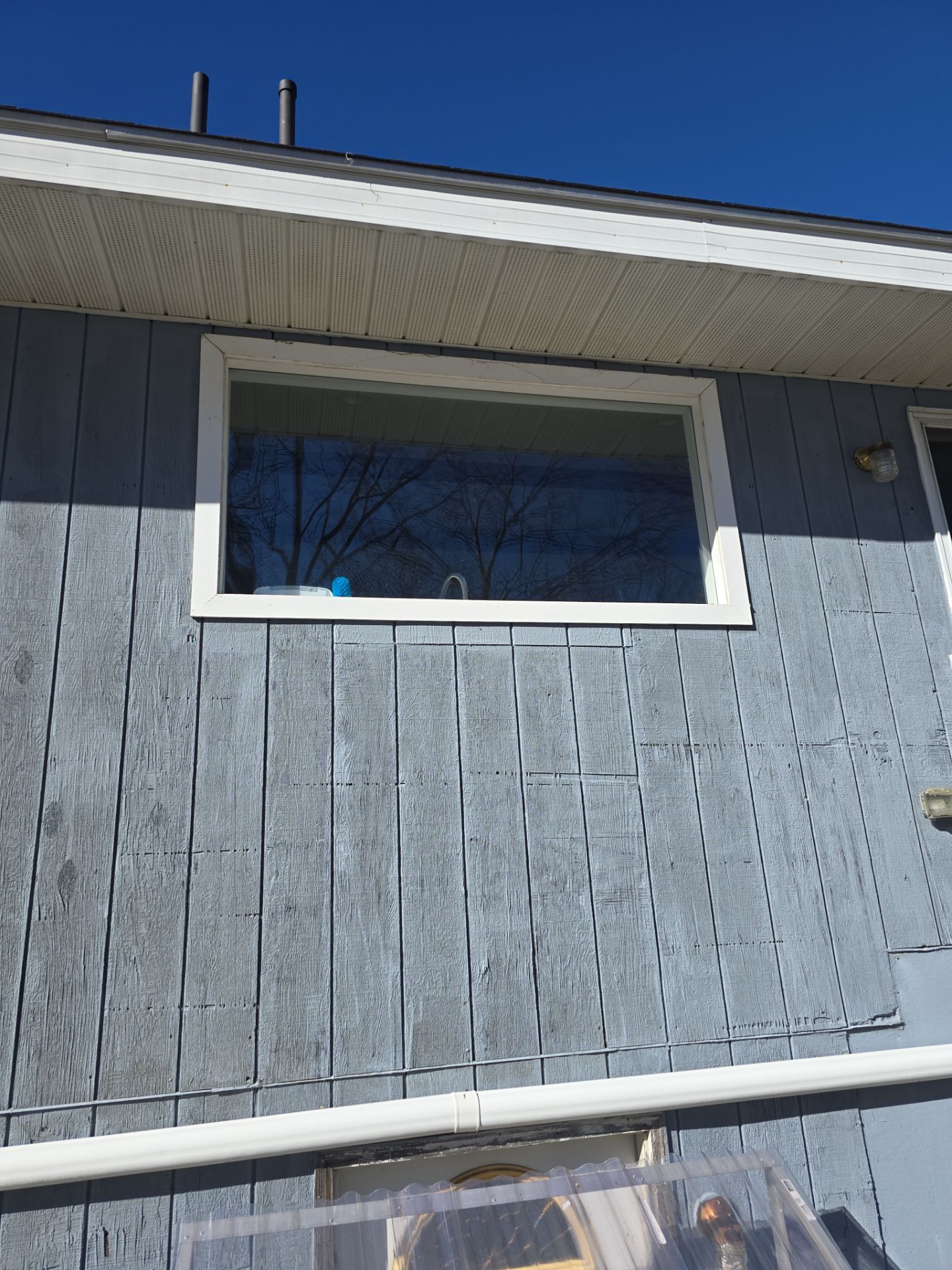 Vinyl siding project in Natick, MA by UBrothers Construction