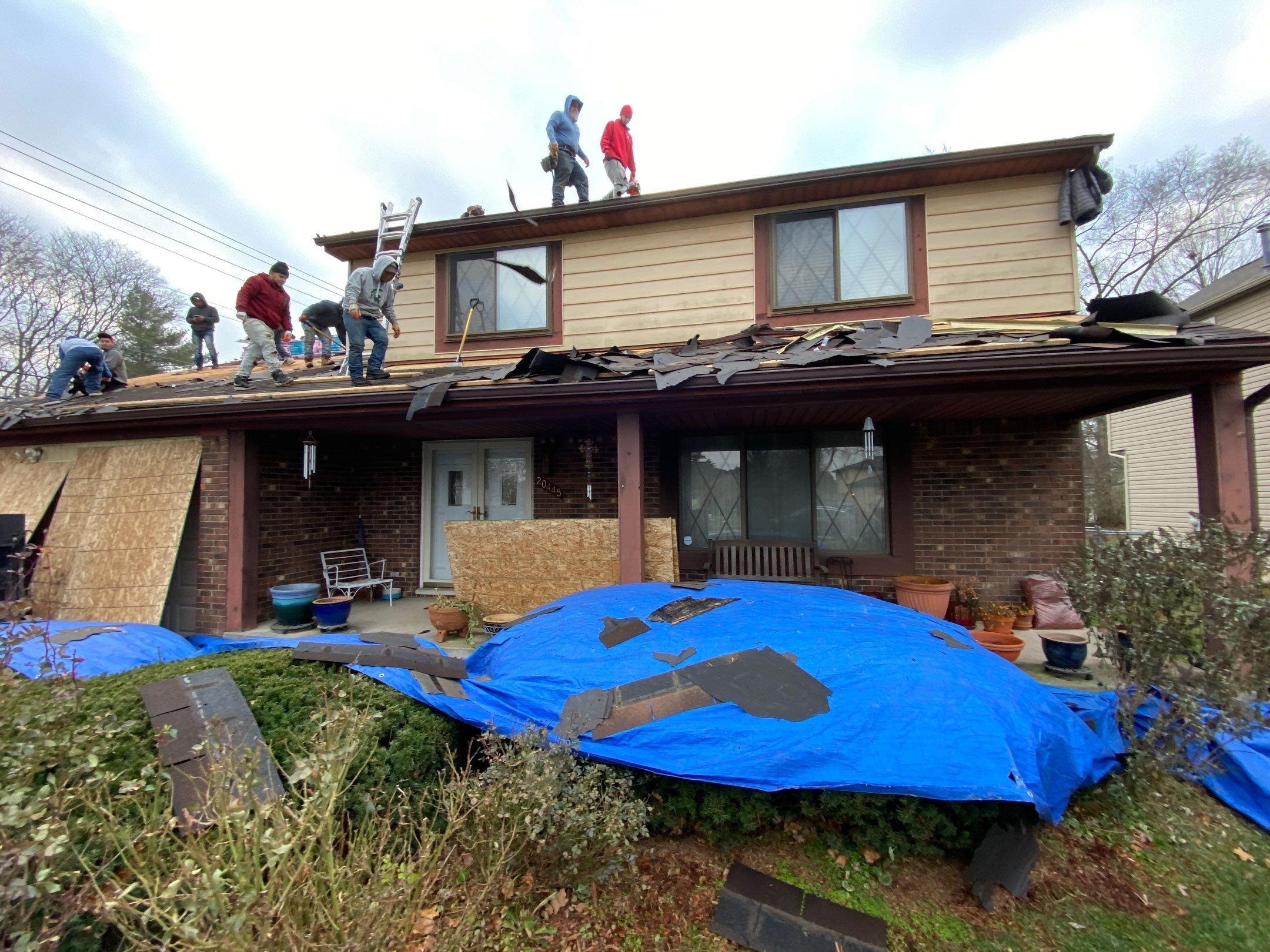 Roof Replacement using Owens Corning by 180 Contractors