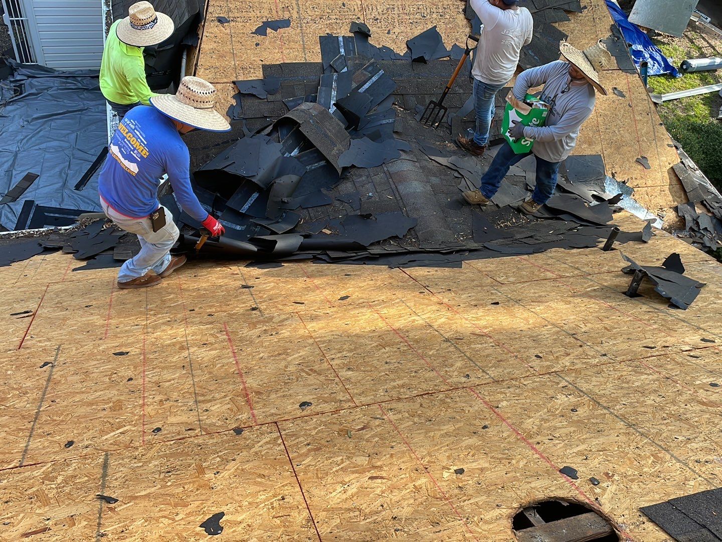 Residential Roofing Installation using Owen's Corning Duration (Lifetime) Shingles by Roof Repair Company