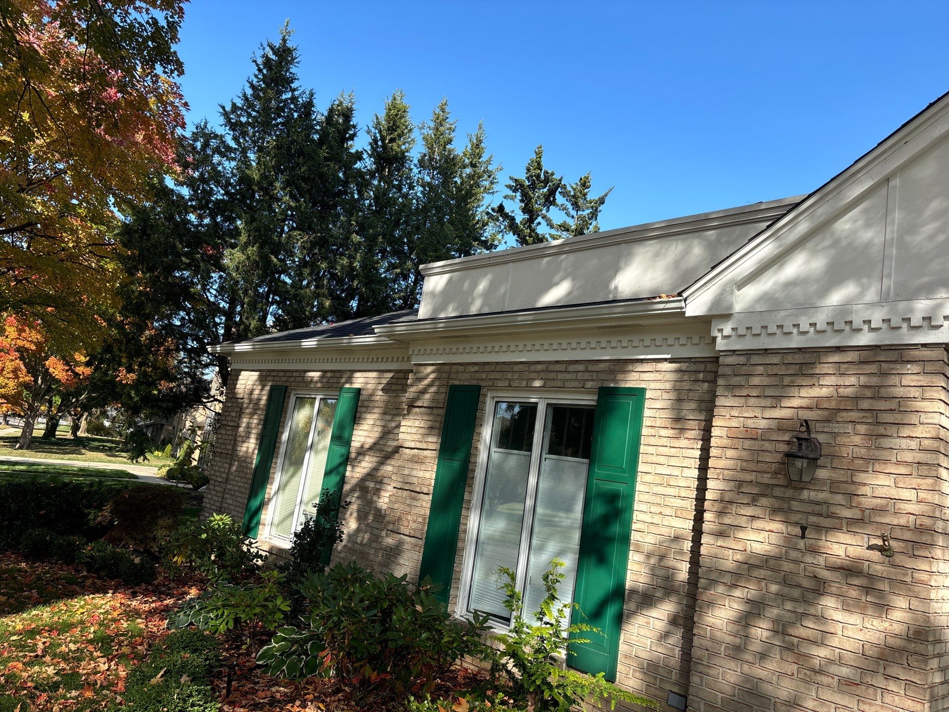 Gutter Installation using Seamless Gutters- Aluminum by Acme Exteriors