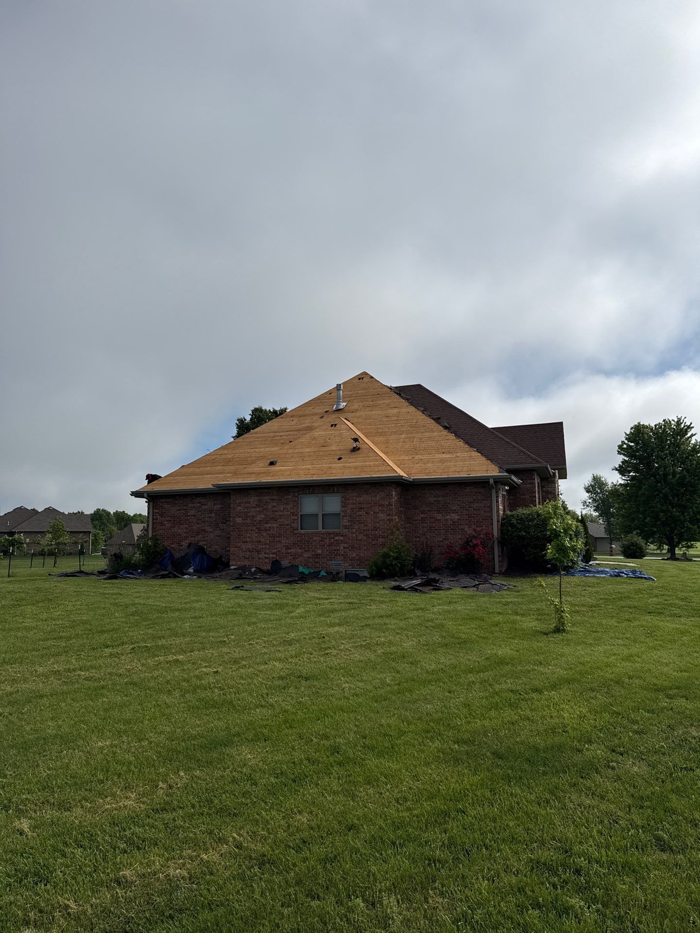 Roof Replacement & Seamless Gutters in Ozark by Table Rock Design + Build