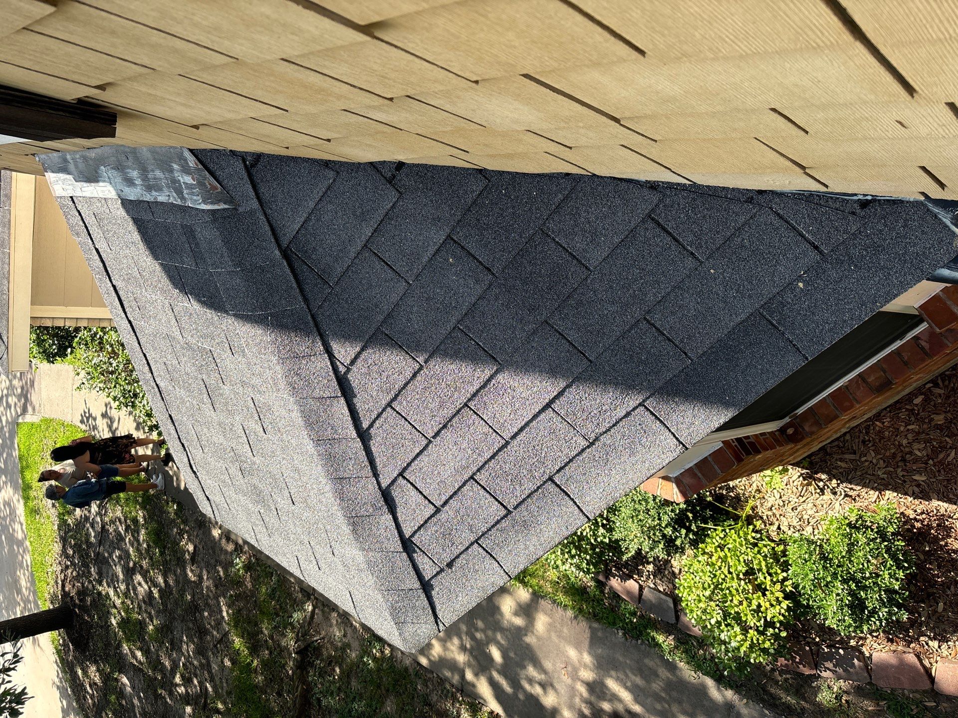 Residential Roofing Installation using Owen's Corning Duration (Lifetime) Shingles by Roof Repair Company