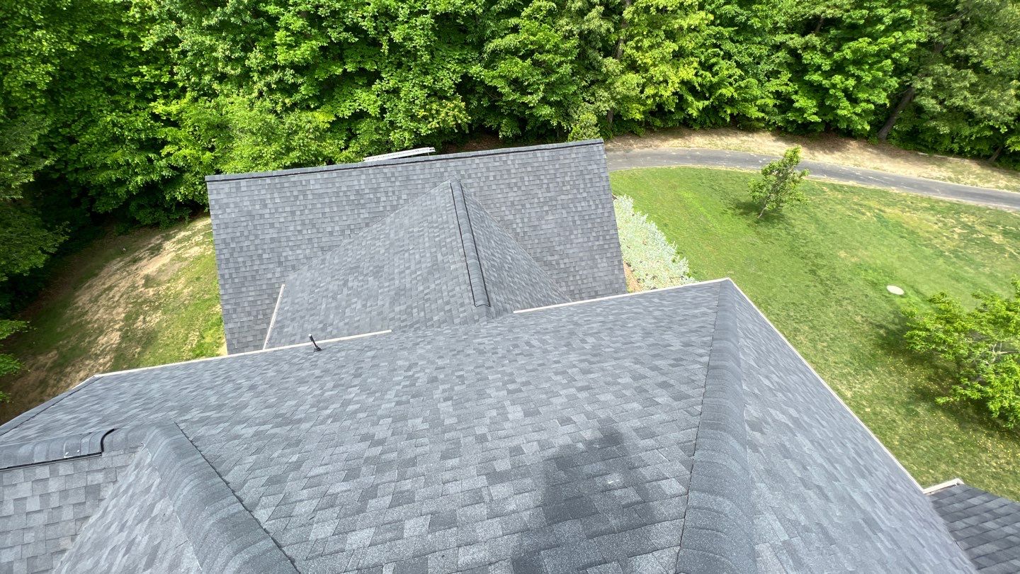 Clifton - CertainTeed Landmark Charcoal Black by RM Banning, Inc.