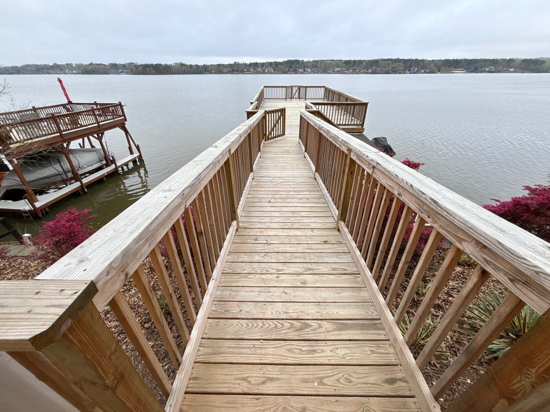 Wood Deck using Wood Sealant by DuraSeal