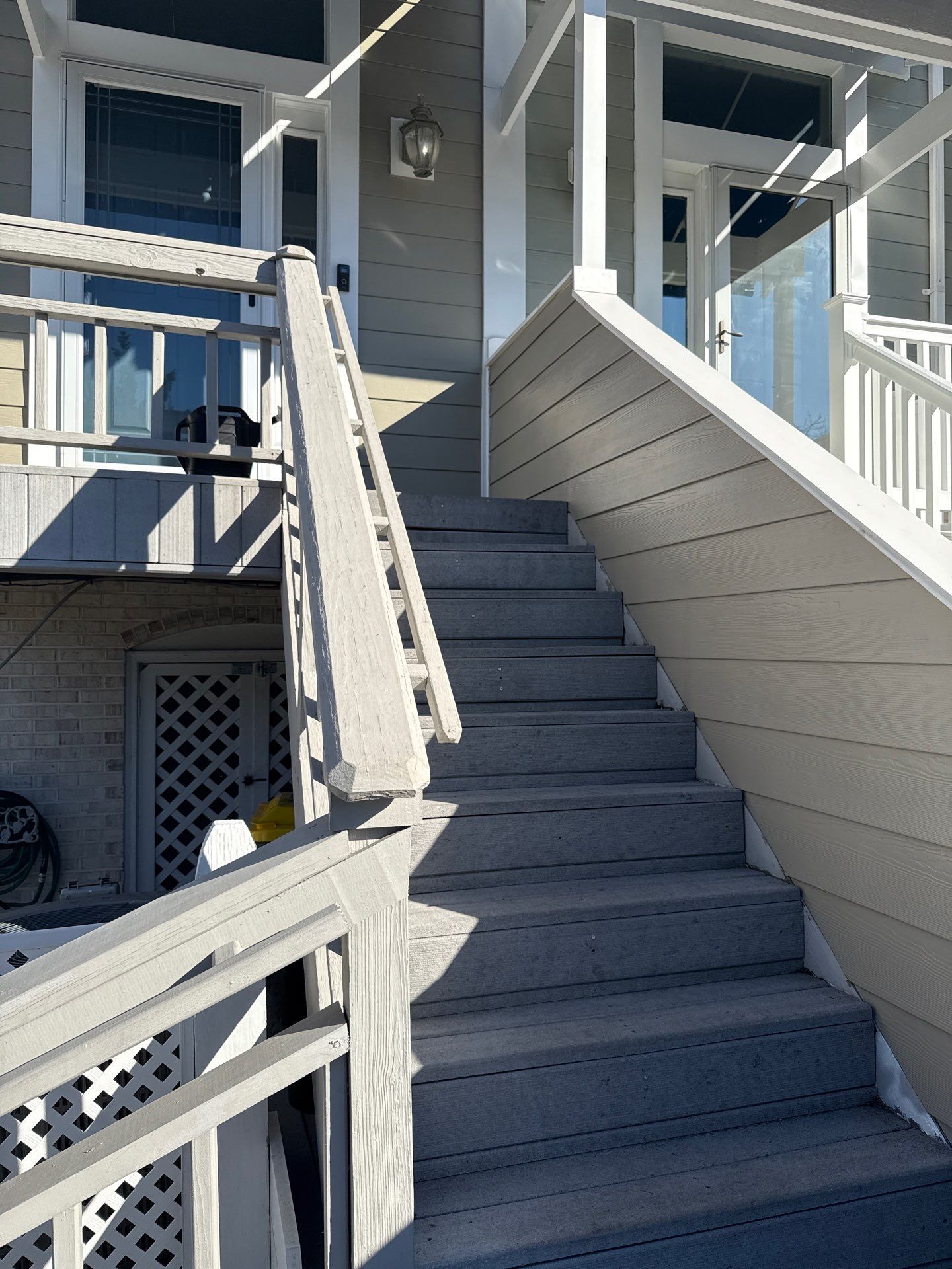 Siding Installation using JH Plank 8 1/4 Select Cedermill Eased Edge by ExteriorPros