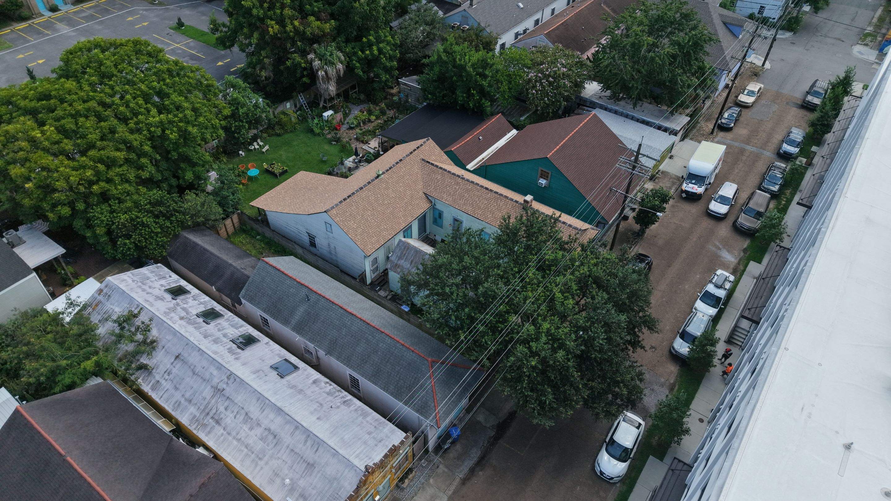 Roof Replacement in New Orleans by HDS Contractors