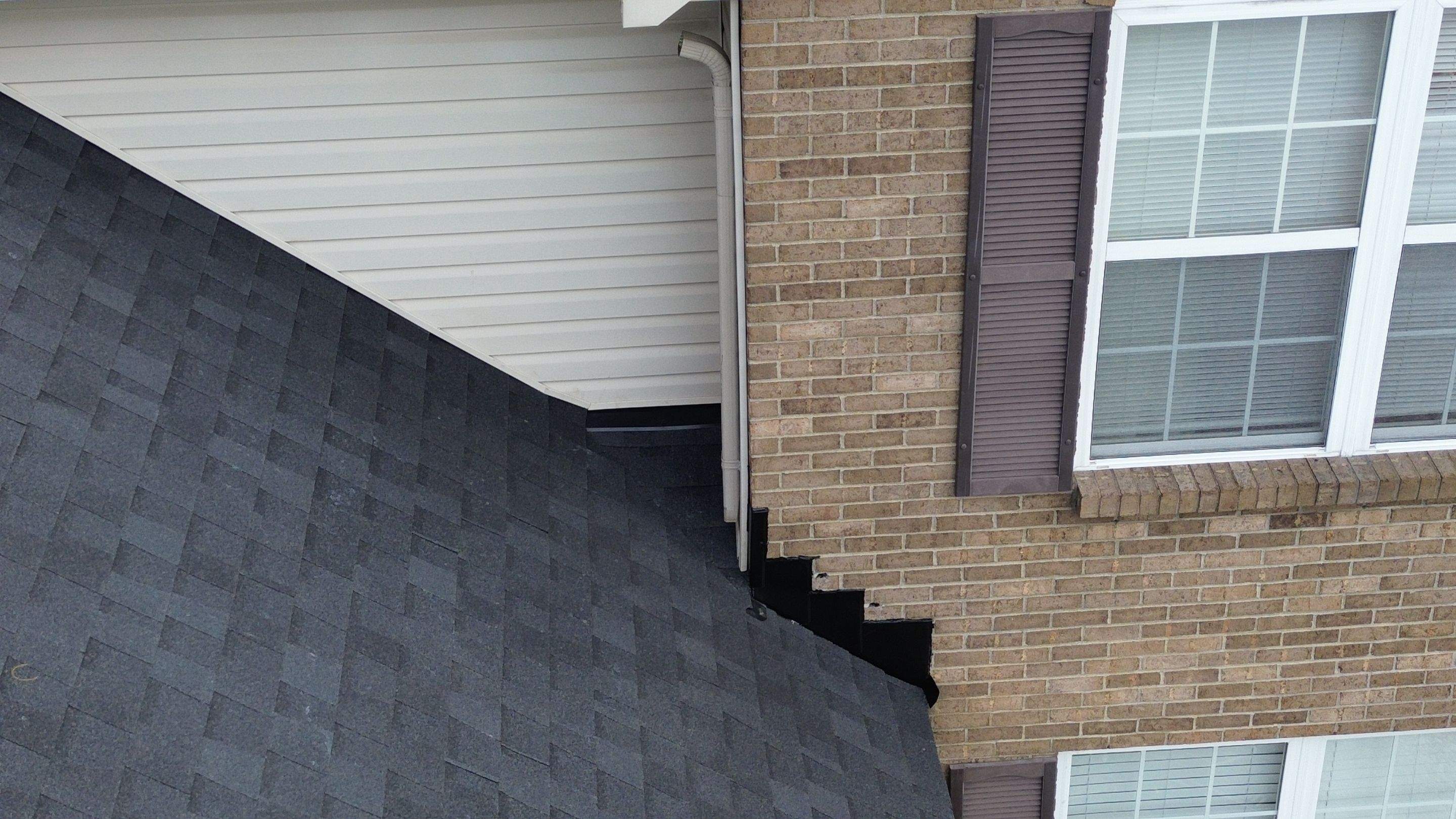 West Hamilton - Pristine Black & Gutters by Tamlin Roofing