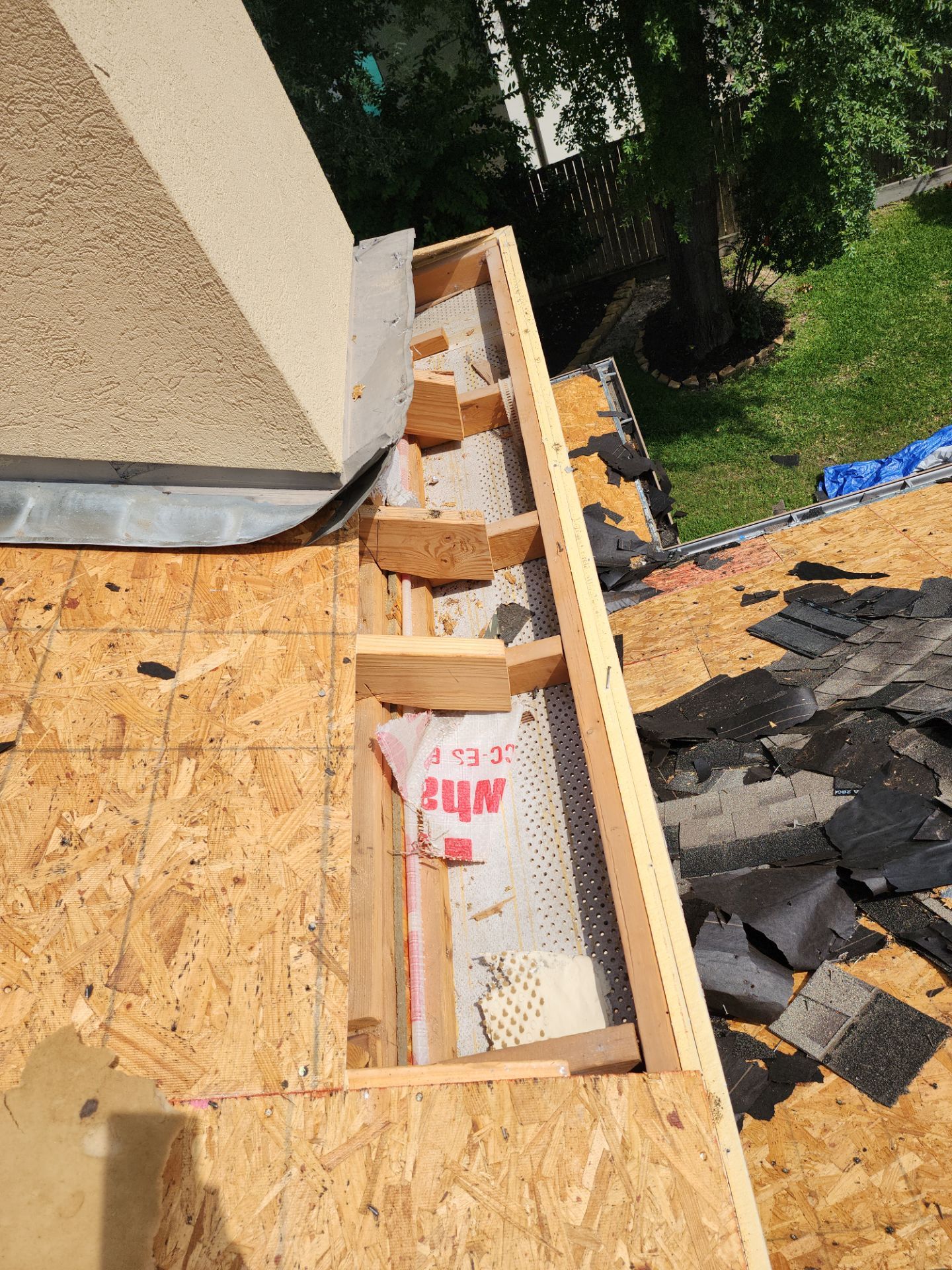 Residential Roofing Installation using Owen's Corning Duration (Lifetime) Shingles by Roof Repair Company
