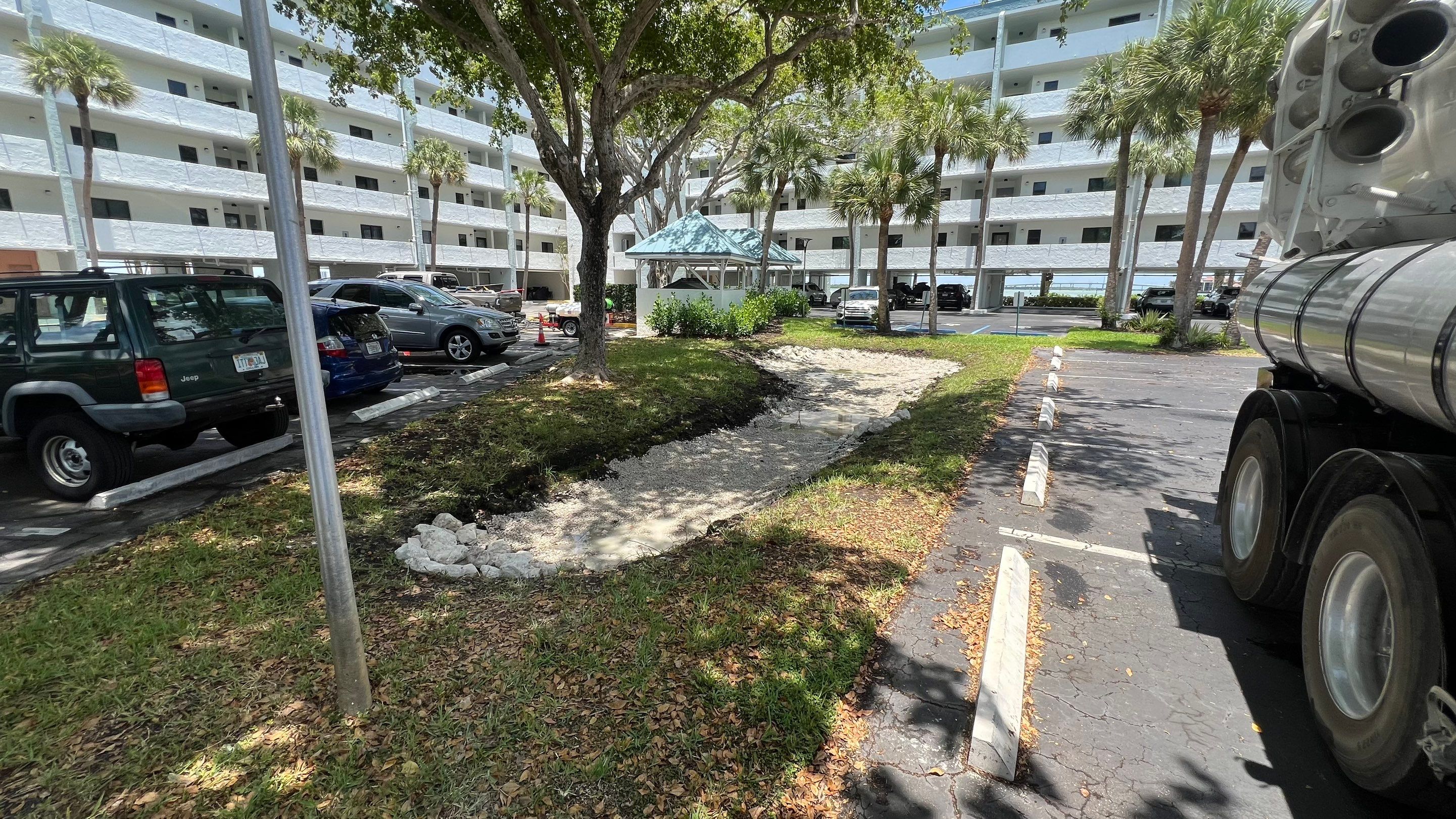 Marco Island Condo Stormwater System Maintenance by Don Mar, Inc. Storm Water Solutions