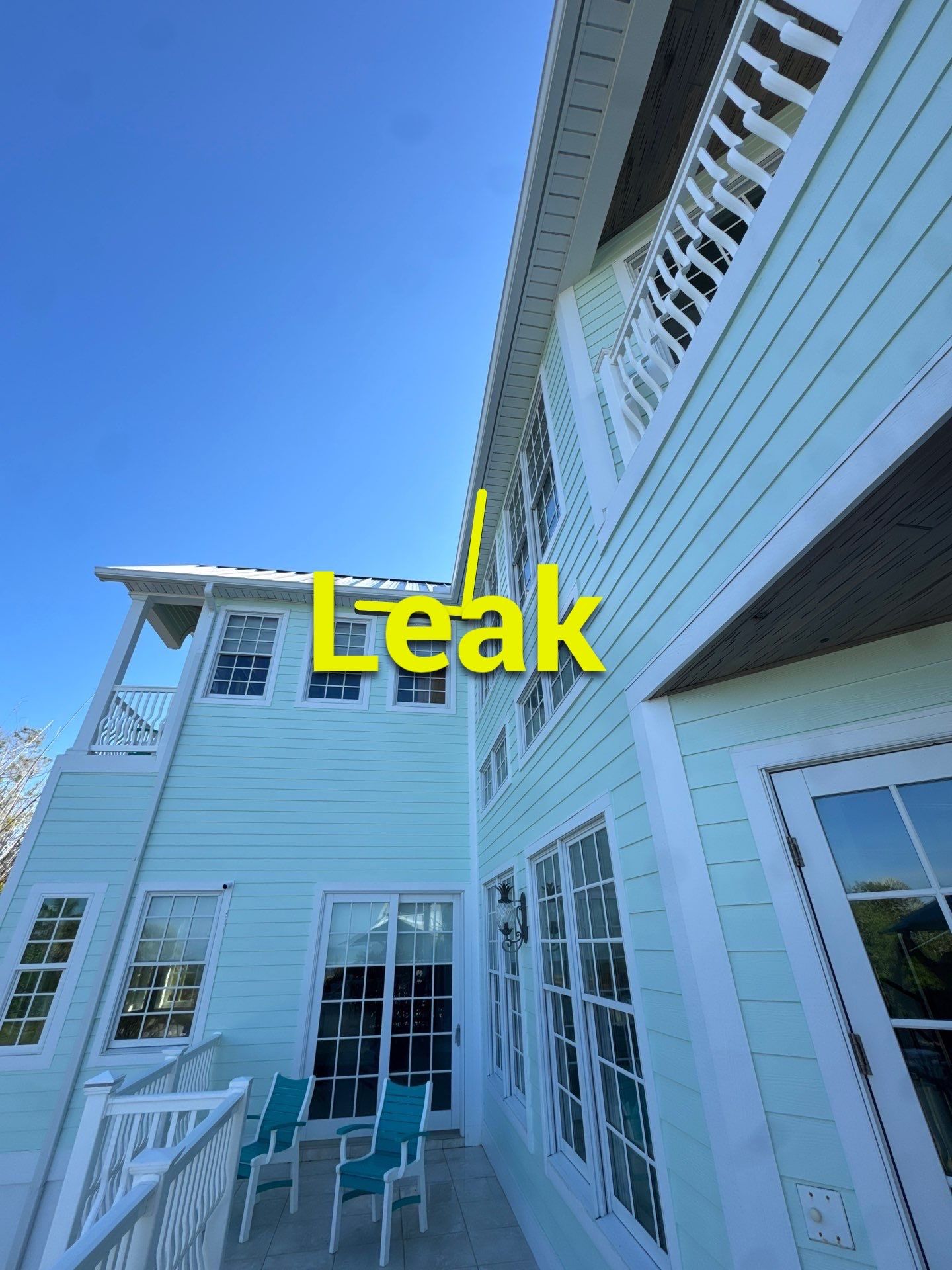 White K Style Seamless Gutters using 6 Inch Seamless Gutters in Siesta Key FL by Gutter Professors