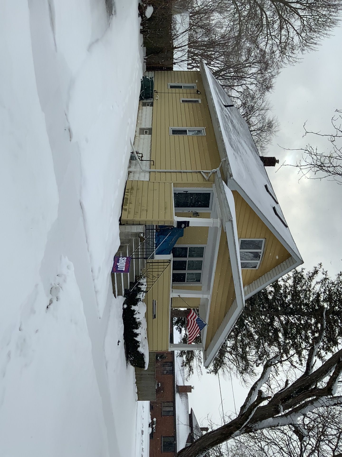 Exterior Siding and Window Replacement by Ivy Lea Construction