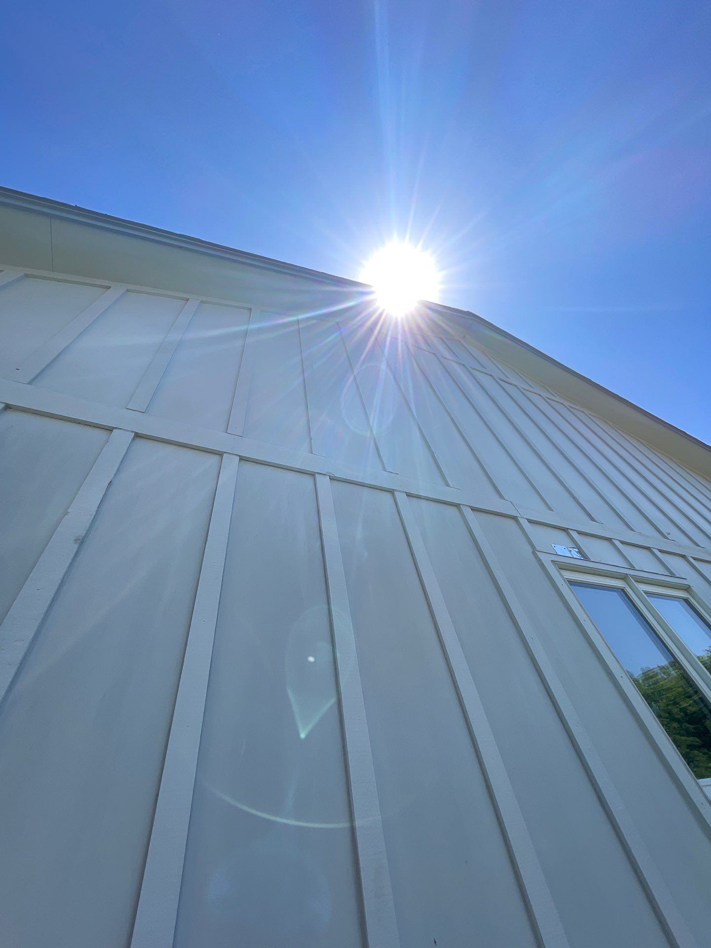 James Hardie siding in Overland park  by EEC  Windows, Siding & Roofing 