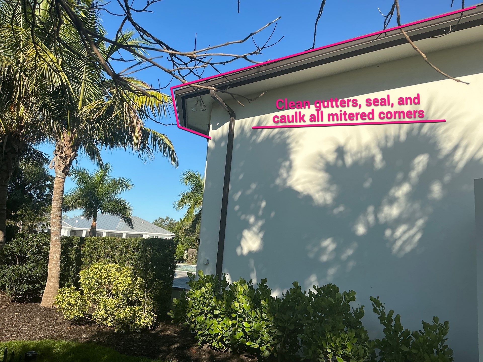 Gutter Cleaning Service in Siesta Key FL by Gutter Professors