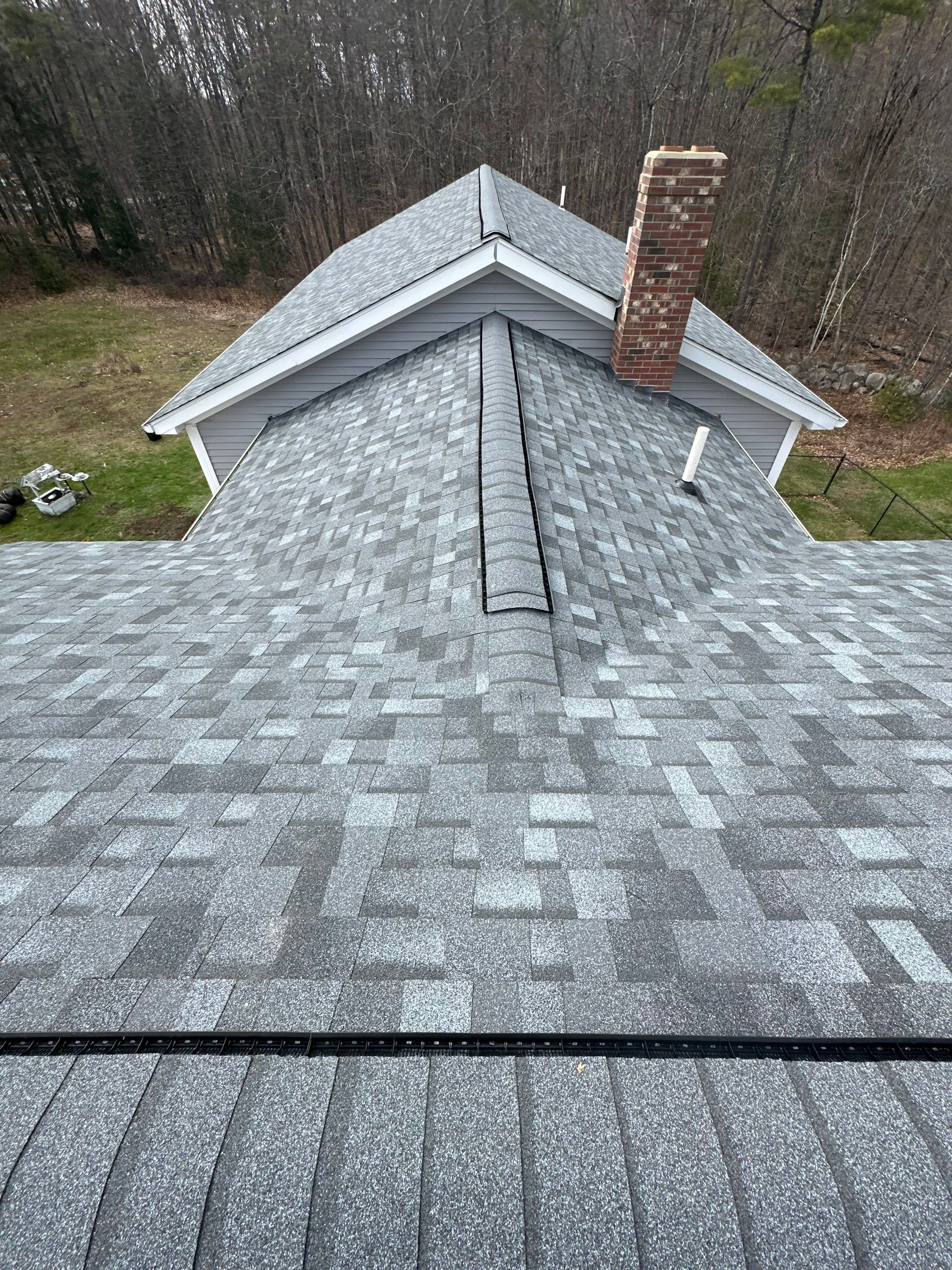 🏡 Multi-Story Roof Installation – Raymond, NH by Tall pine roofing