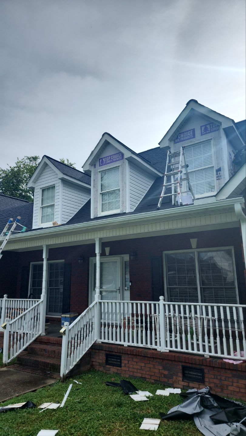 Residential Roofing Installation using Owens Corning® Oakridge Onyx Black by Indigo State Roofing