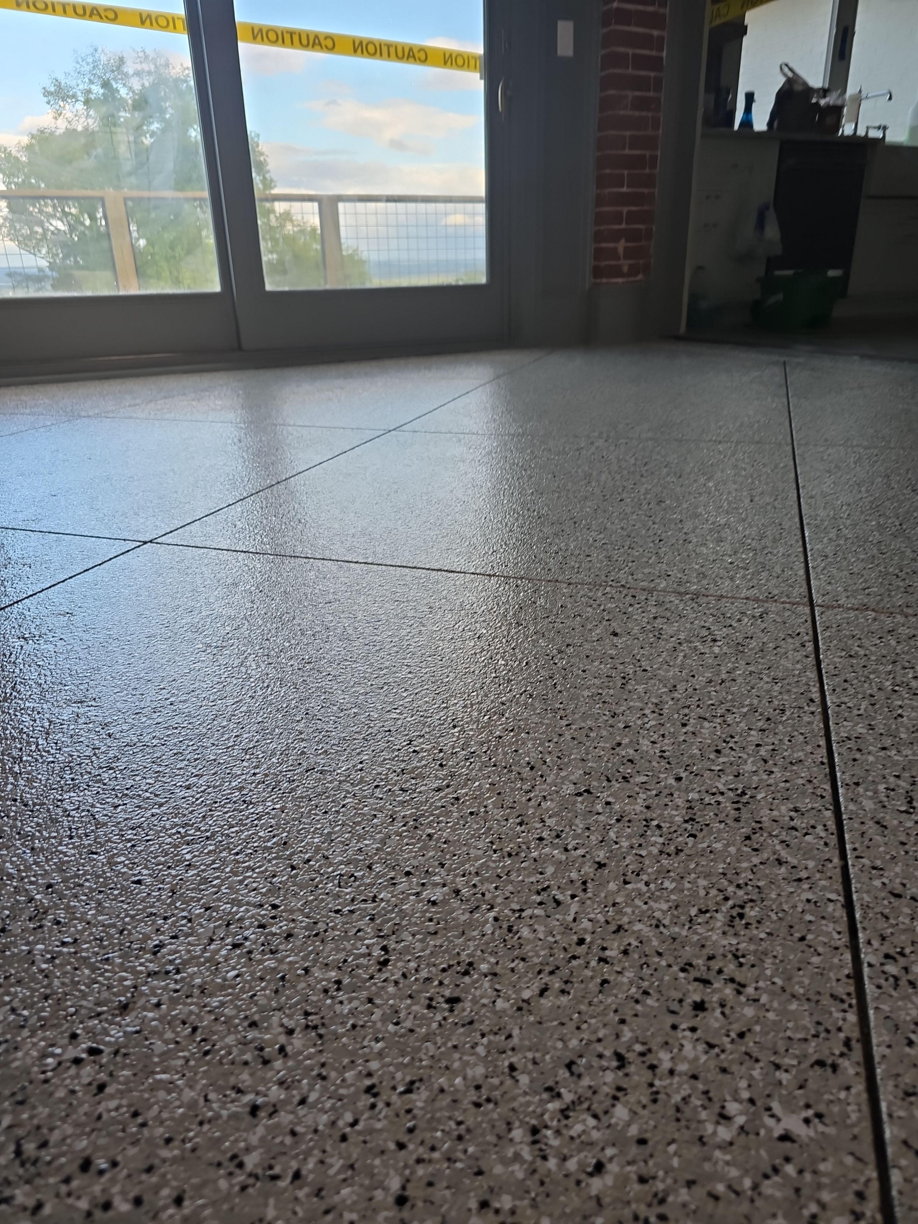 Sunroom using Cabin Fever by Elite Floor Solutions