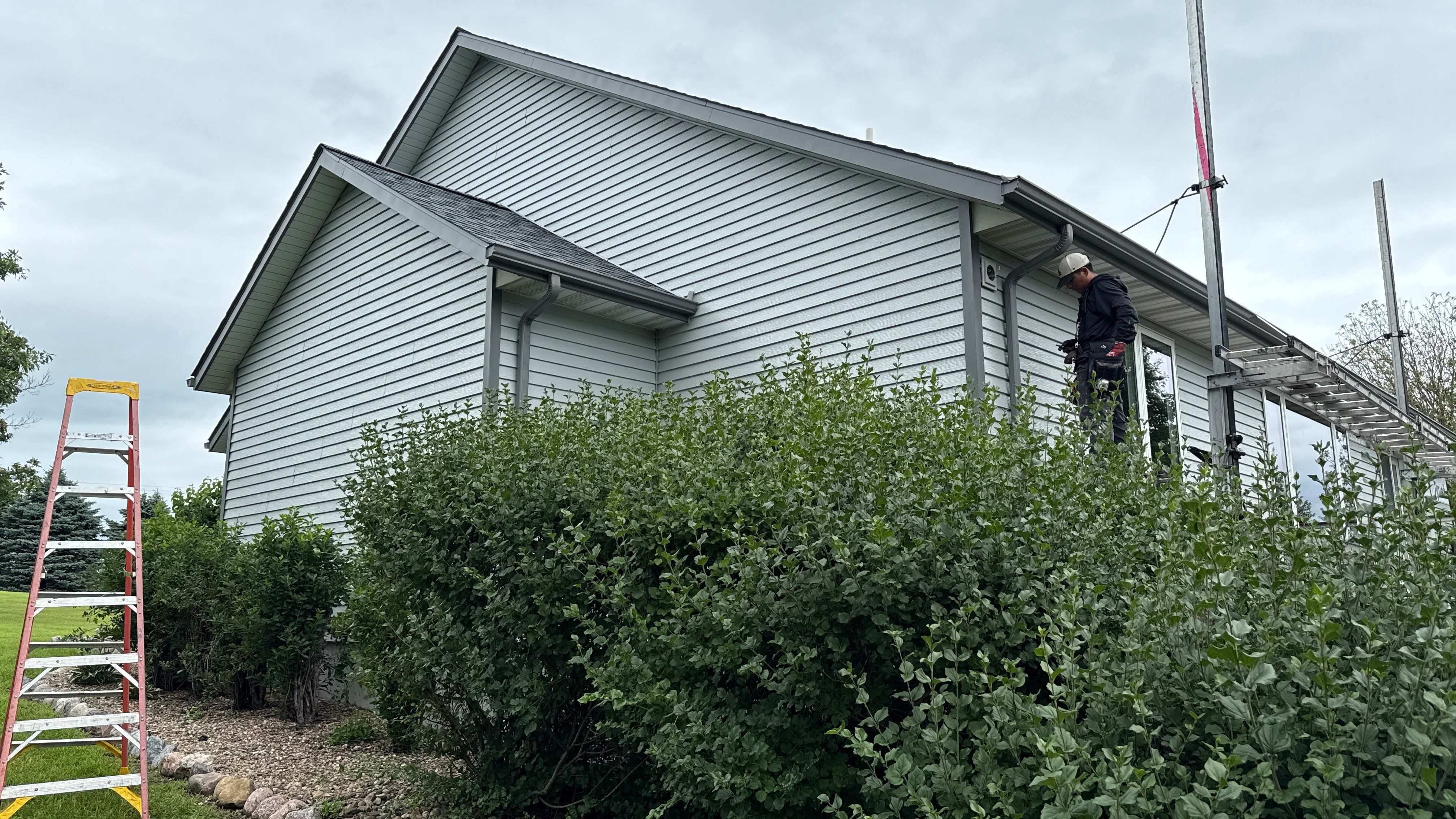 Siding and window replacement by United Windows and Siding LLC