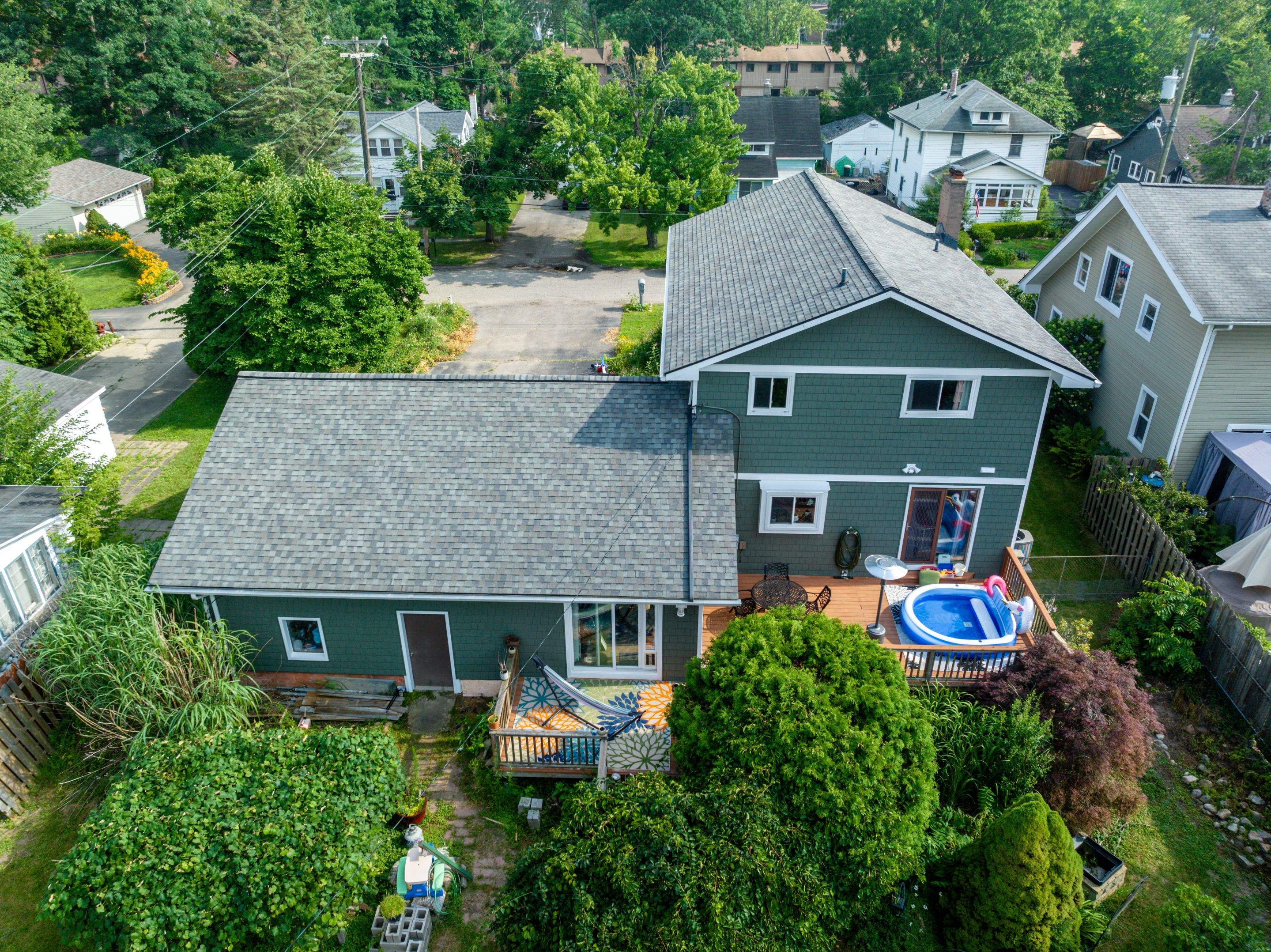 Siding Installation using CertainTeed Cedar Impressions by Bloomfield Construction & Restoration