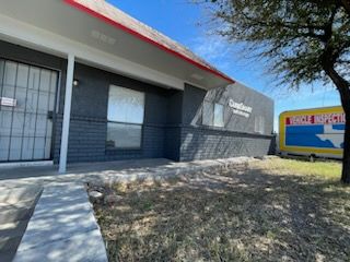 Cube Smart Doniphan Rd by Regal Renovate