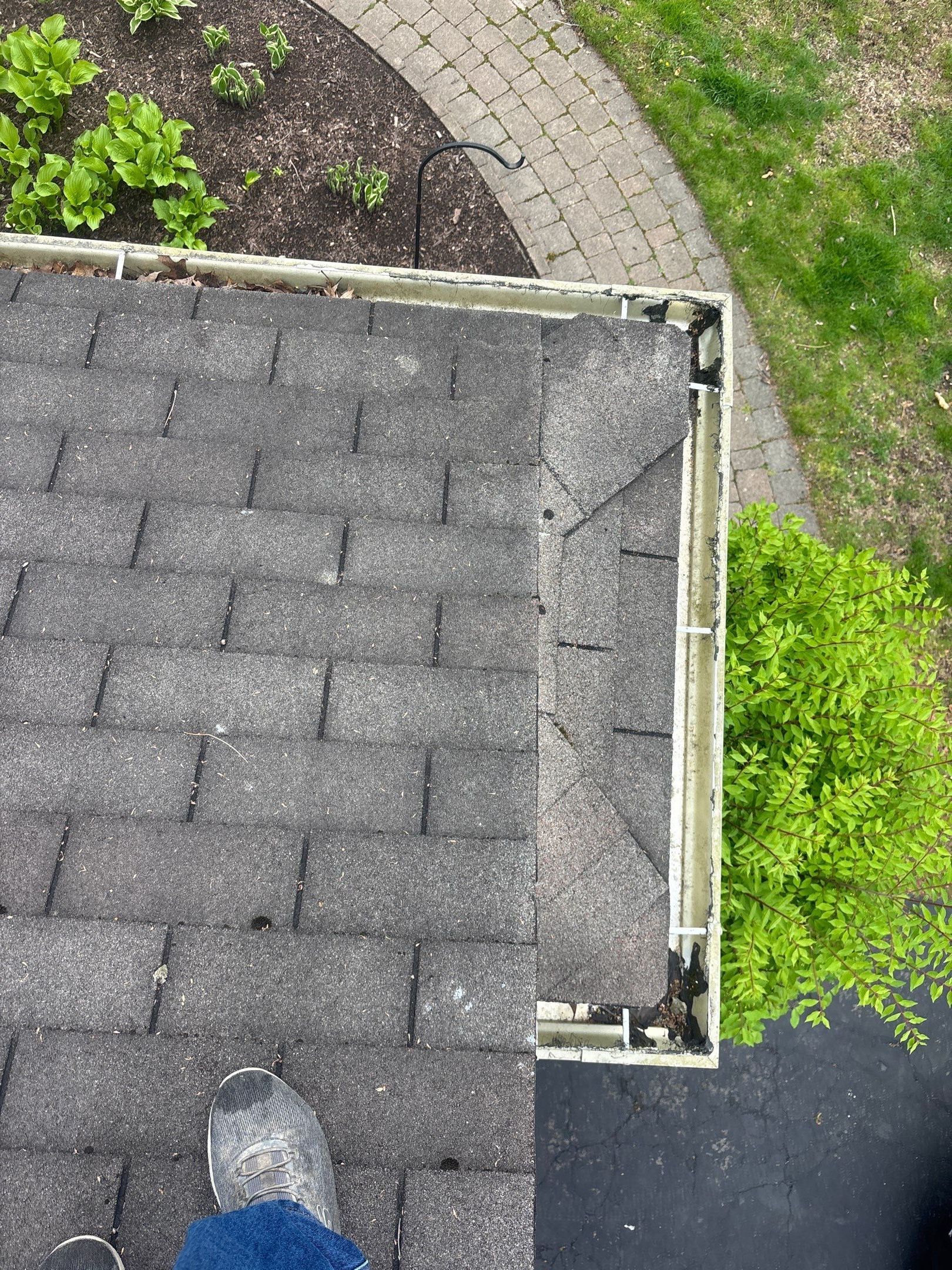 Roof Replacement using Owens Corning Teak by 180 Contractors