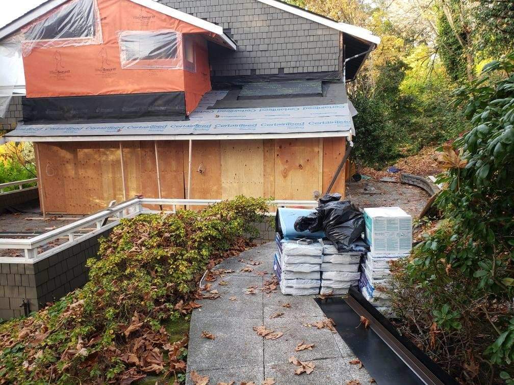 6230 Mercer Island by RoofWorks Northwest