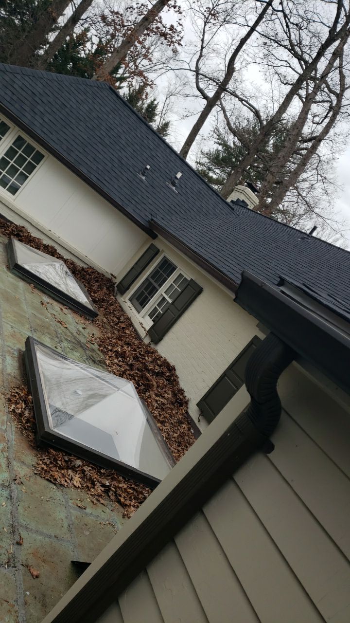 McLean: Certainteed Landmark Pro Designer Shingles in Max Def Charcoal Black by RM Banning, Inc.