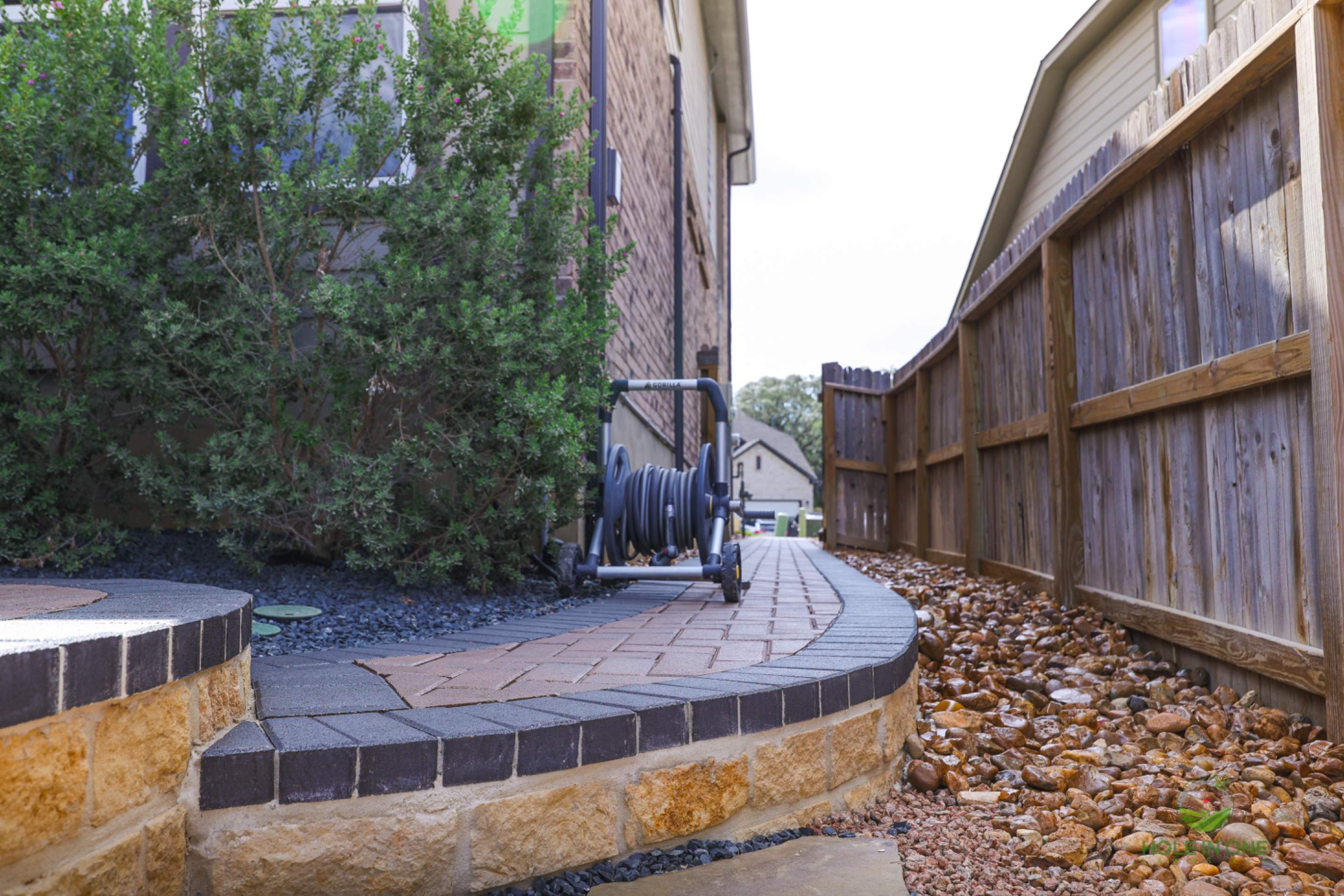 Mustang Oaks, San Antonio TX by Hole In One Lawns, LLC