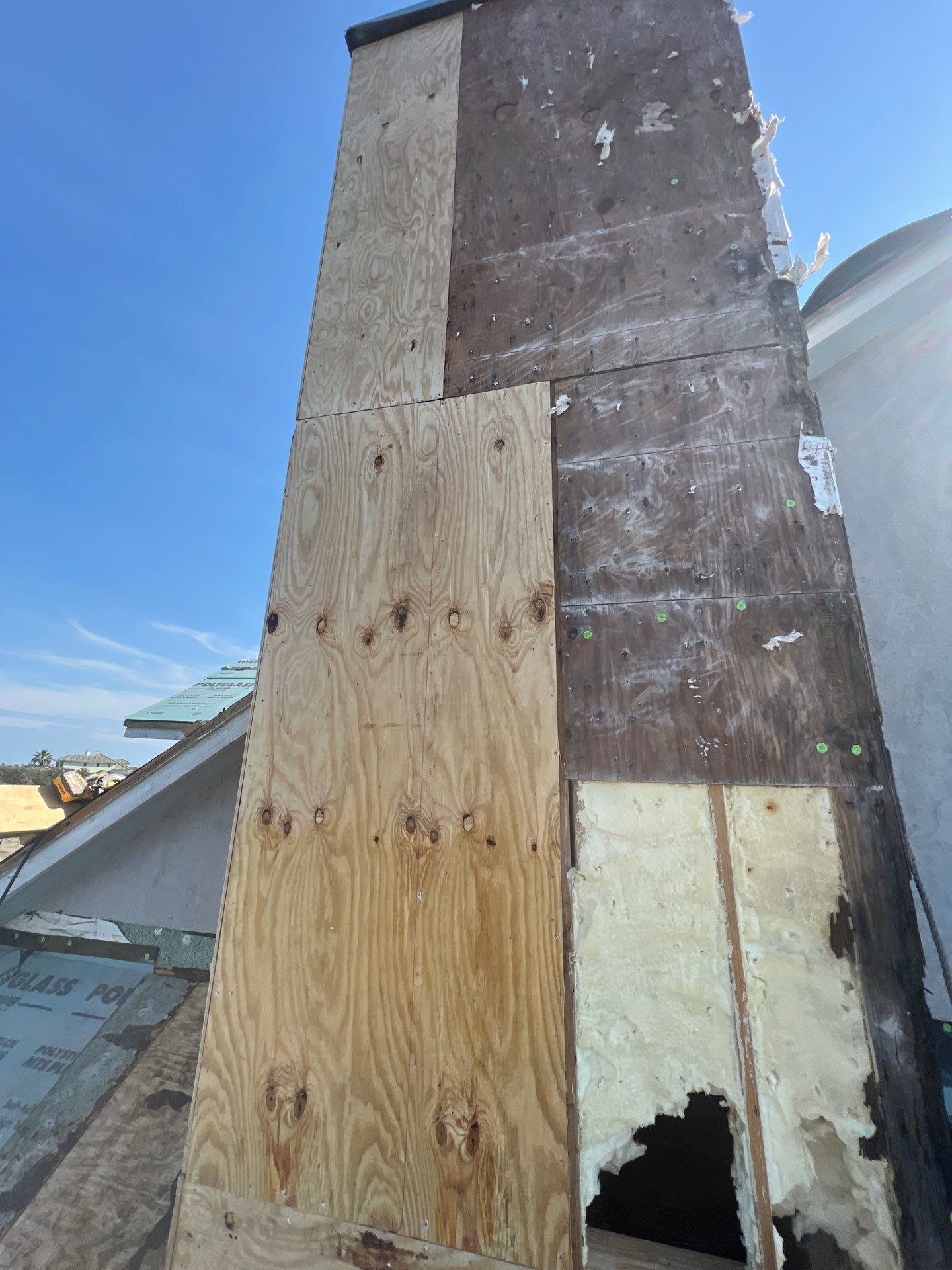 Long Horn Retreat by Bayfront Roofing and Construction