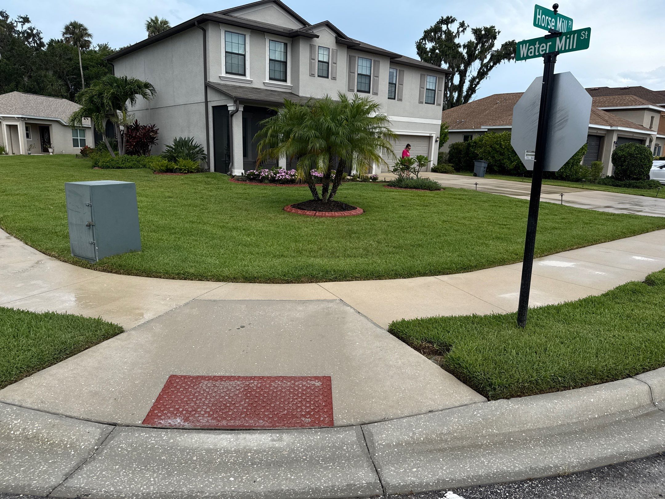 Large Corner Lot Concrete Cleaning in Old Mill Preserve – Palmetto, FL by Sunshine AquaWash